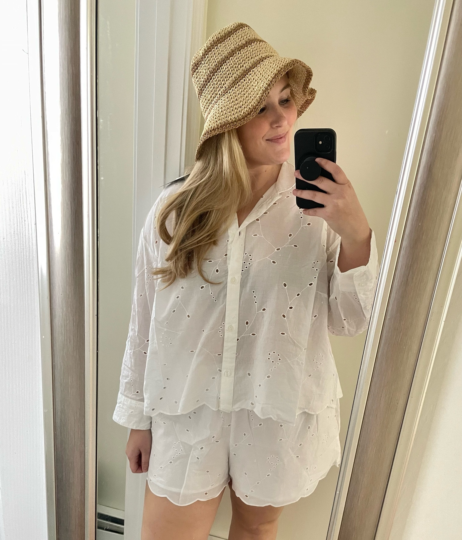 This eyelet scalloped set is so comfortable! Wearing a 2xl 

#LTKMidsize #LTKPlusSize #LTKFindsUnder50
