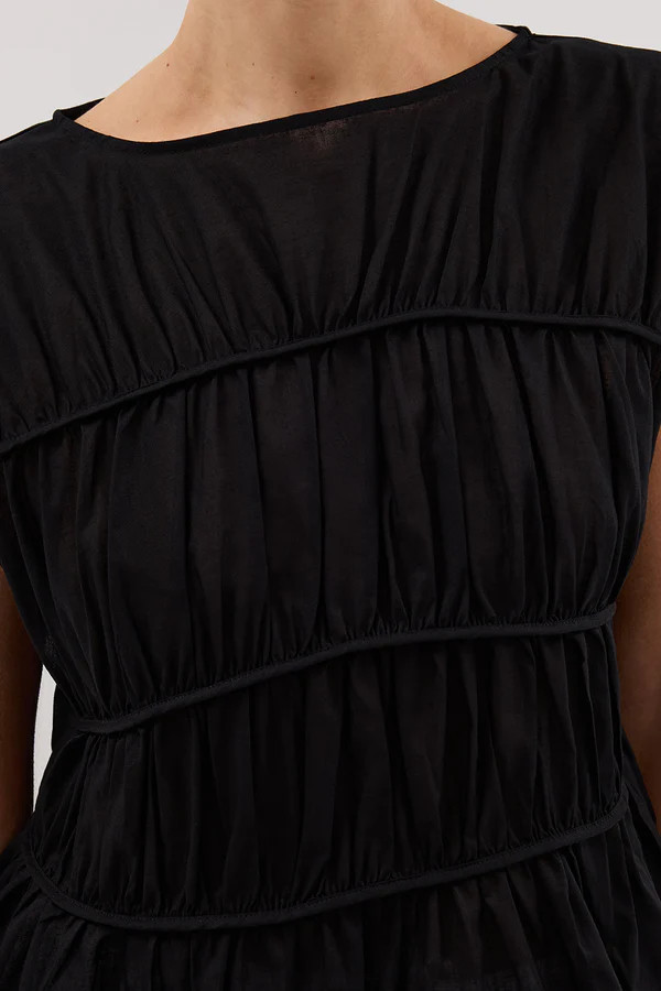 FLYNN BLACK LINEN TIERED TOP | DISSH