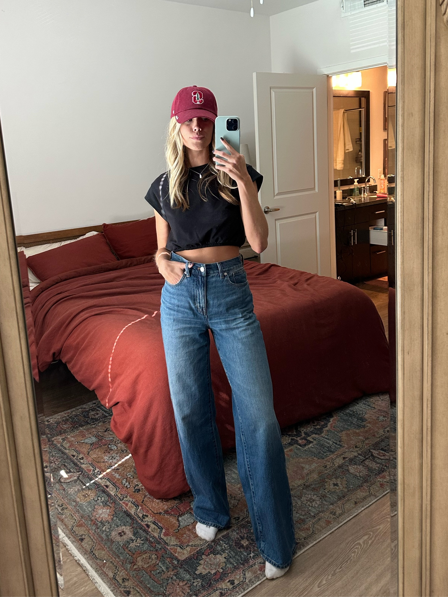 Madewell extra wide leg jeans 🤌🏼
Size - 23 


#madewell 
#alo

#LTKGiftGuide