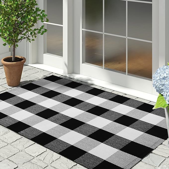 iOhouze Cotton Buffalo Plaid Check Rug Outdoor Doormat 27.5 x 43 Inches Washable Woven Outdoor In... | Amazon (US)