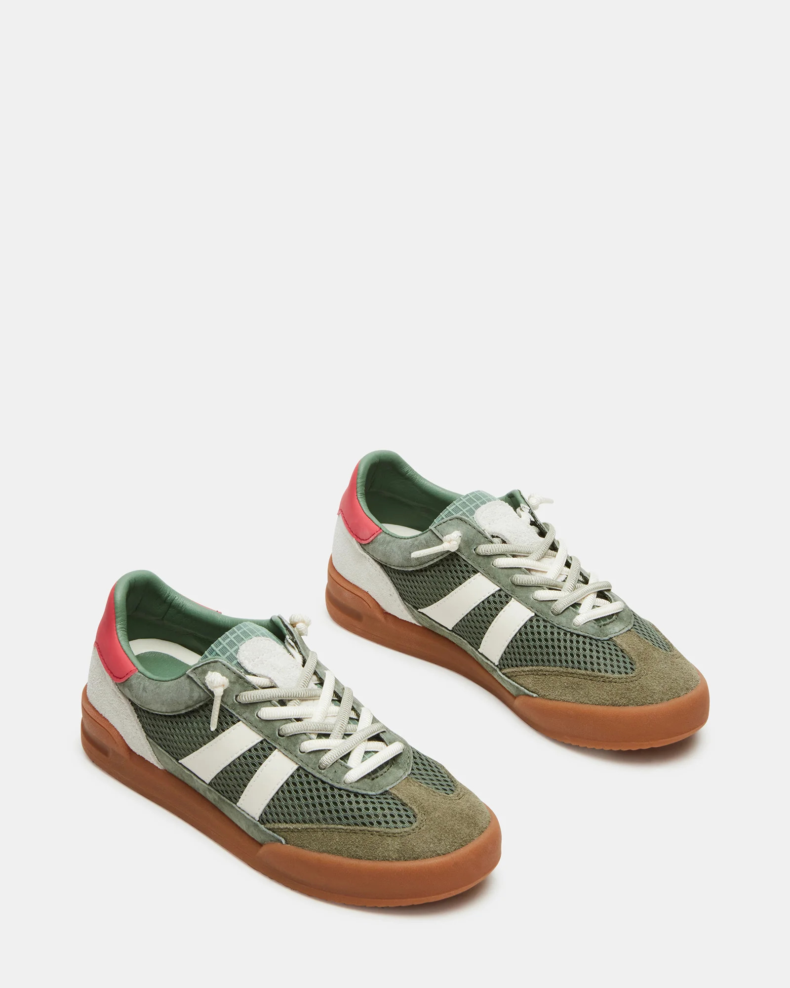 Verdict Sneaker And Ribbed Socks Bundle | Steve Madden (US)