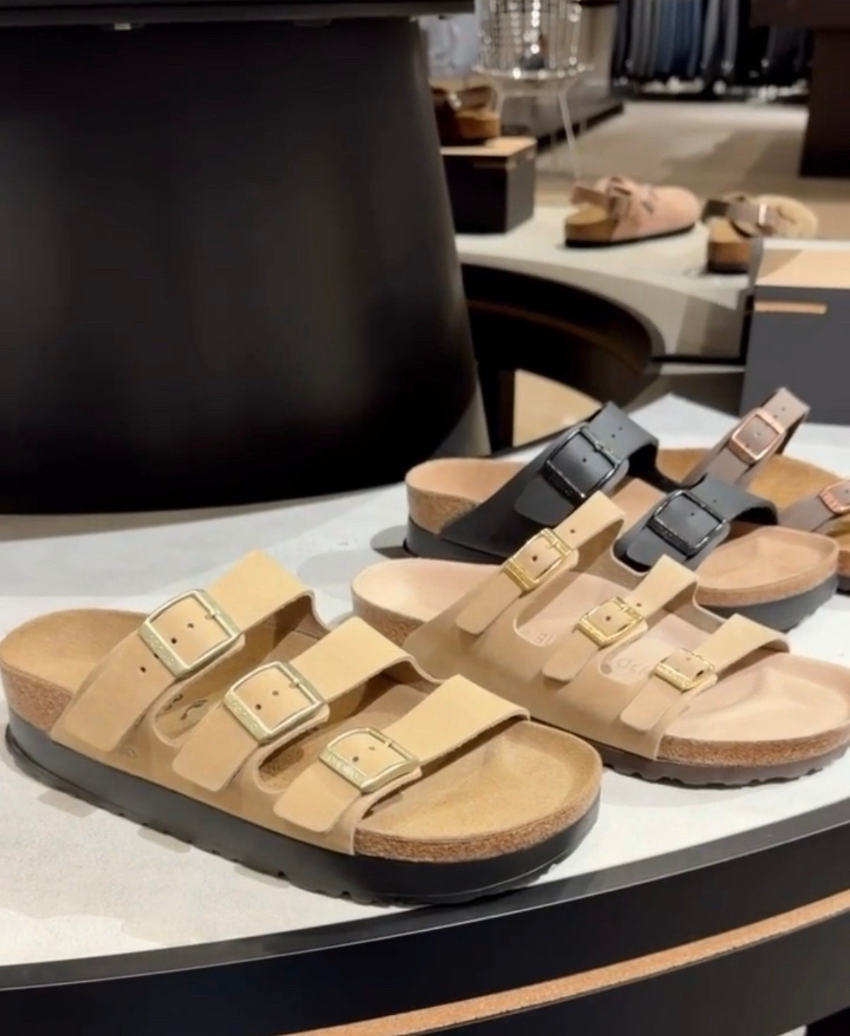 🤍Help me decide which one! I love the platform but also love the dainty look of the right! 🤎🤍✨ 

Comment which one you like? 

#LTKgrwm #LTKdayinmylife #LTKootd