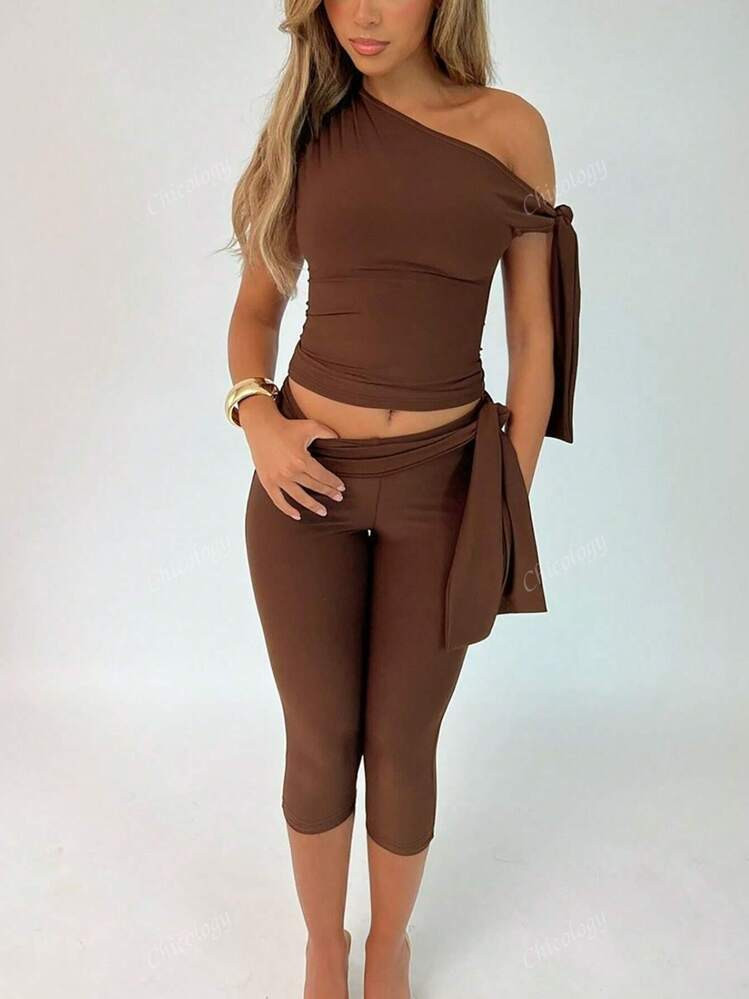 2pcs Women Asymmetric Collar Bodysuit And 7/8 Length Leggings Casual Set | SHEIN