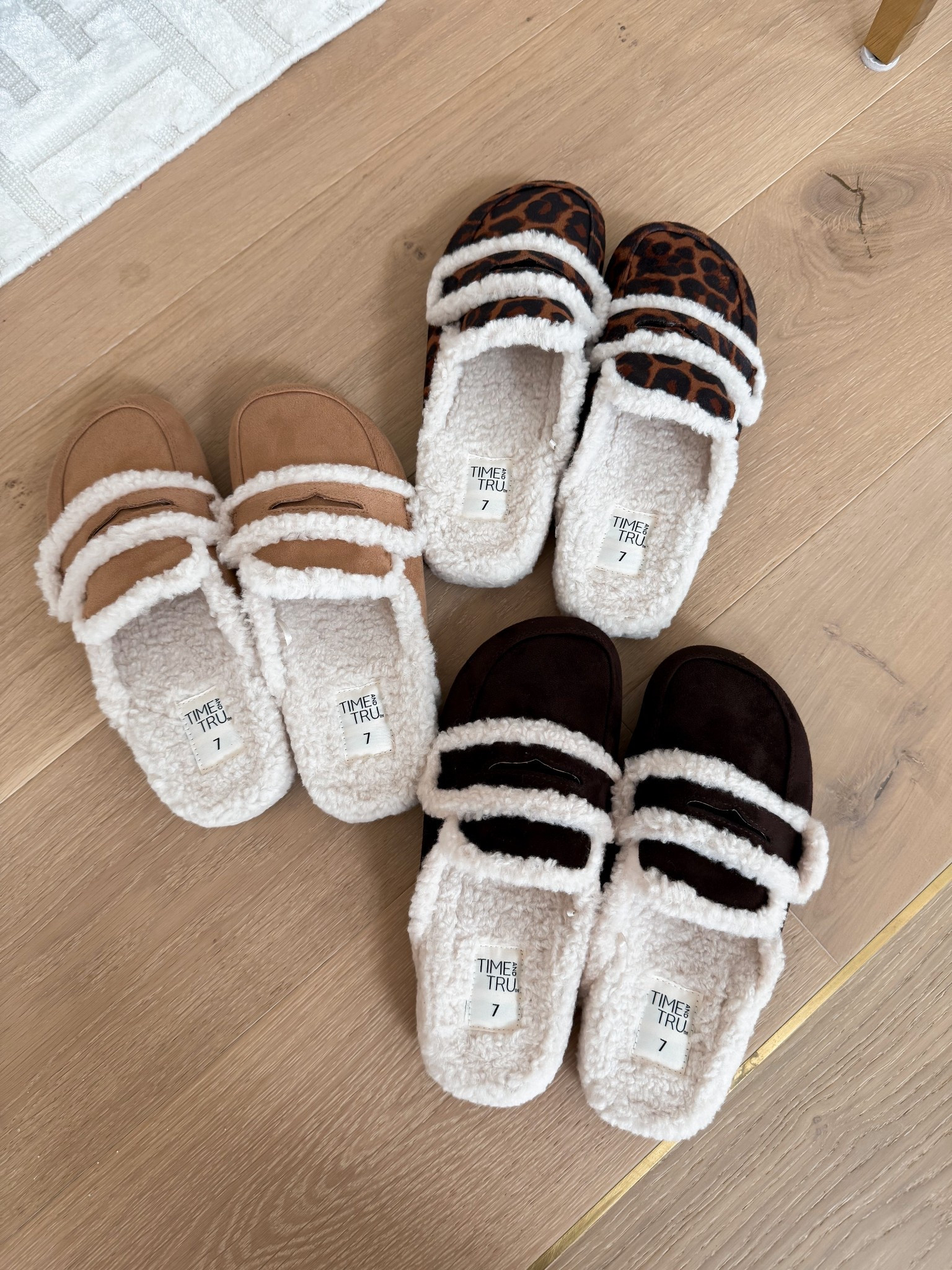 If I like it, I’ll buy it in another color! And I LOVE THESE!! Prada inspired for under $15! 


#LTKFindsUnder50 #LTKShoeCrush #LTKTravel