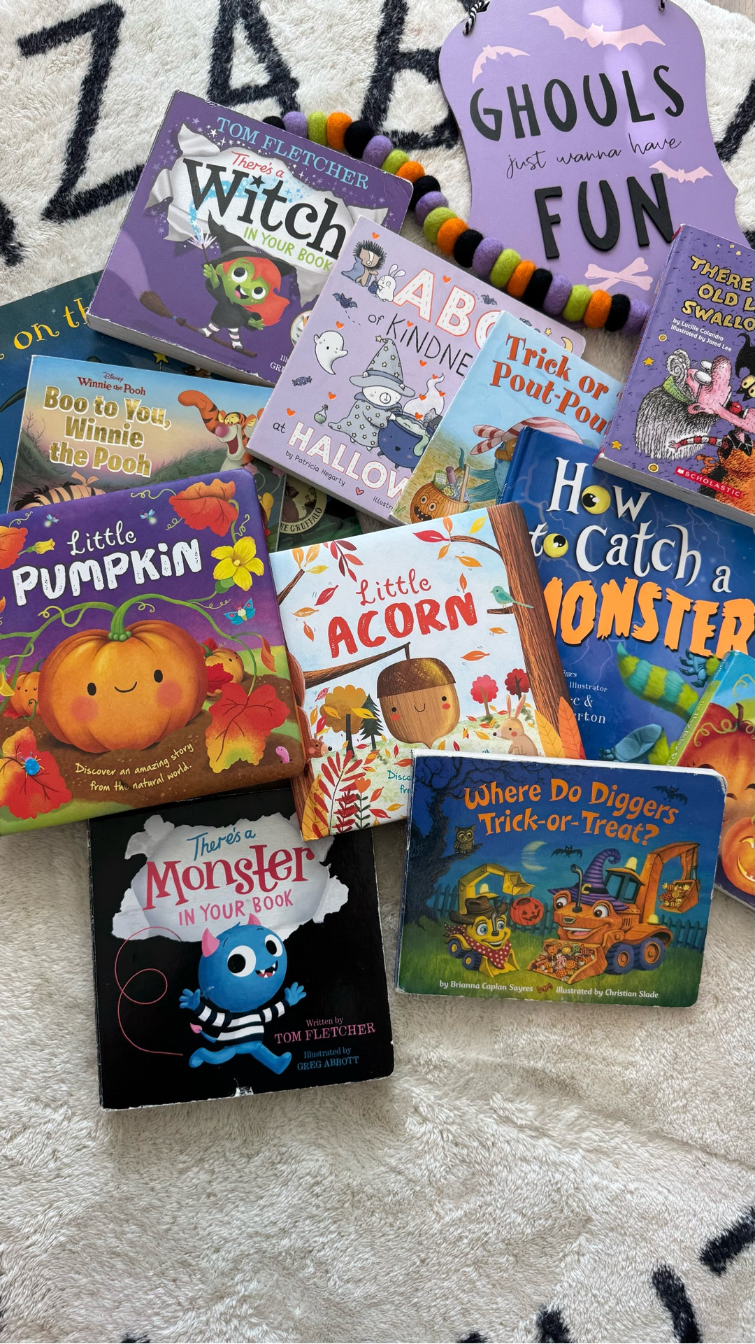 Kids fall Halloween books 🎃🎃

#halloween #fallbooks #bookshelf #books #kidsbooks #amazon #target #targetfinds #potterybarn #potterybarnkids #halloweenbooks #kids #kidsroom

#LTKFamily #LTKKids #LTKHalloween