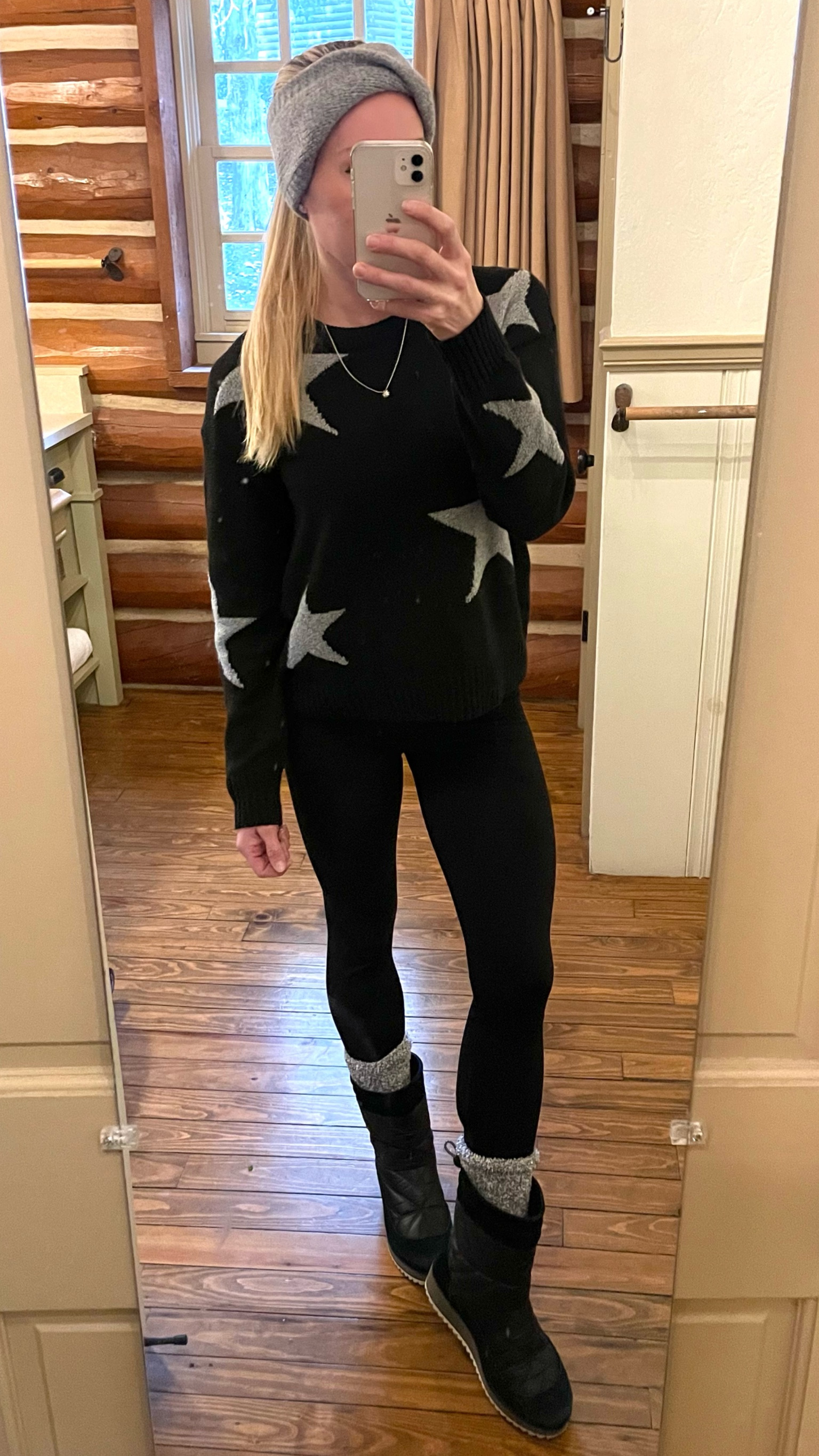 Fuzzy socks with boots are my favorite. These socks come in a few different colors and they are so soft! 🙌🏻🧦

#LTKSeasonal #LTKtravel #LTKHoliday