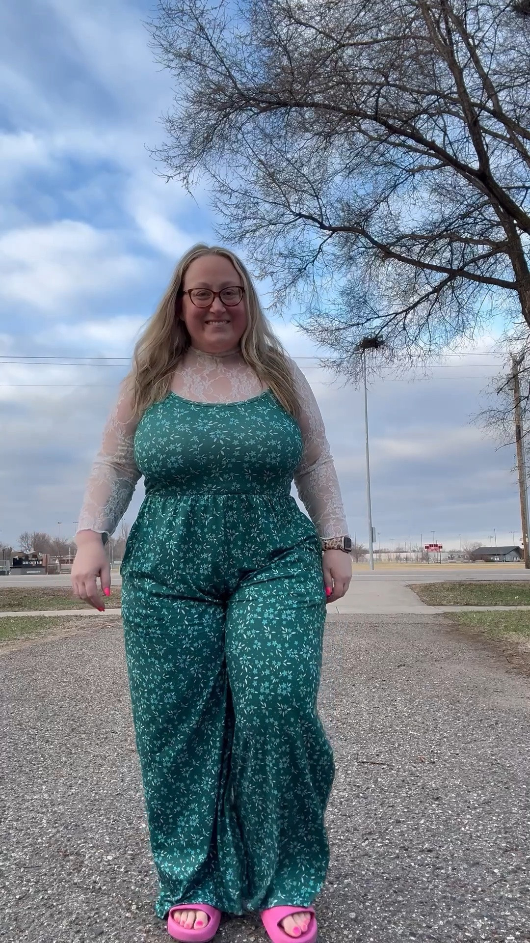 This romper was perfect for a roadtrip, and I loved adding the little lace detail underneath. 🥰 Wearing size XXL and I’m 5’1” for reference.

#LTKTravel #LTKPetite #LTKMidsize