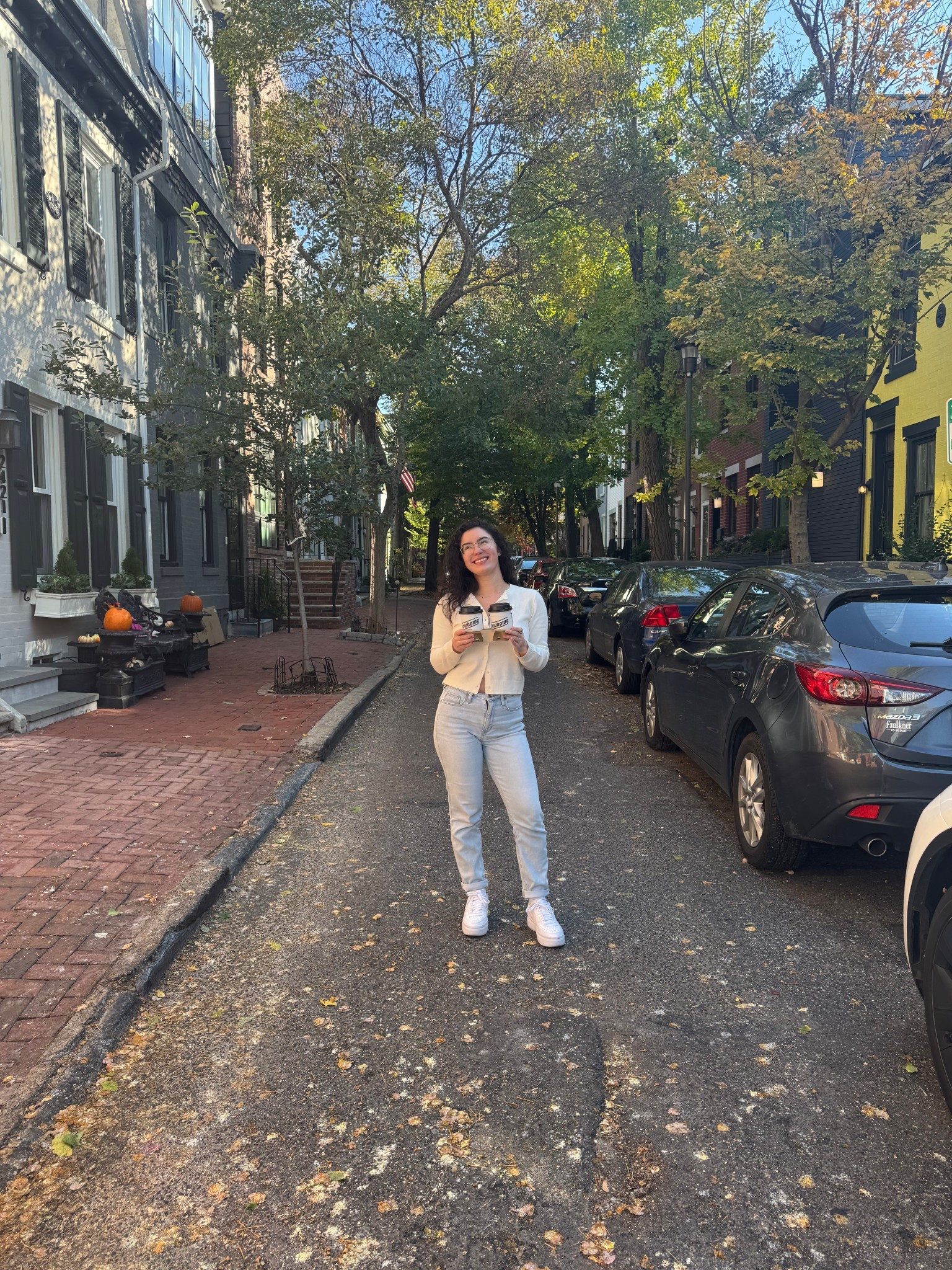 Coffee run ✨

Cardigans | mom jeans | casual sneakers

#LTKTravel #LTKSaleAlert #LTKStyleTip