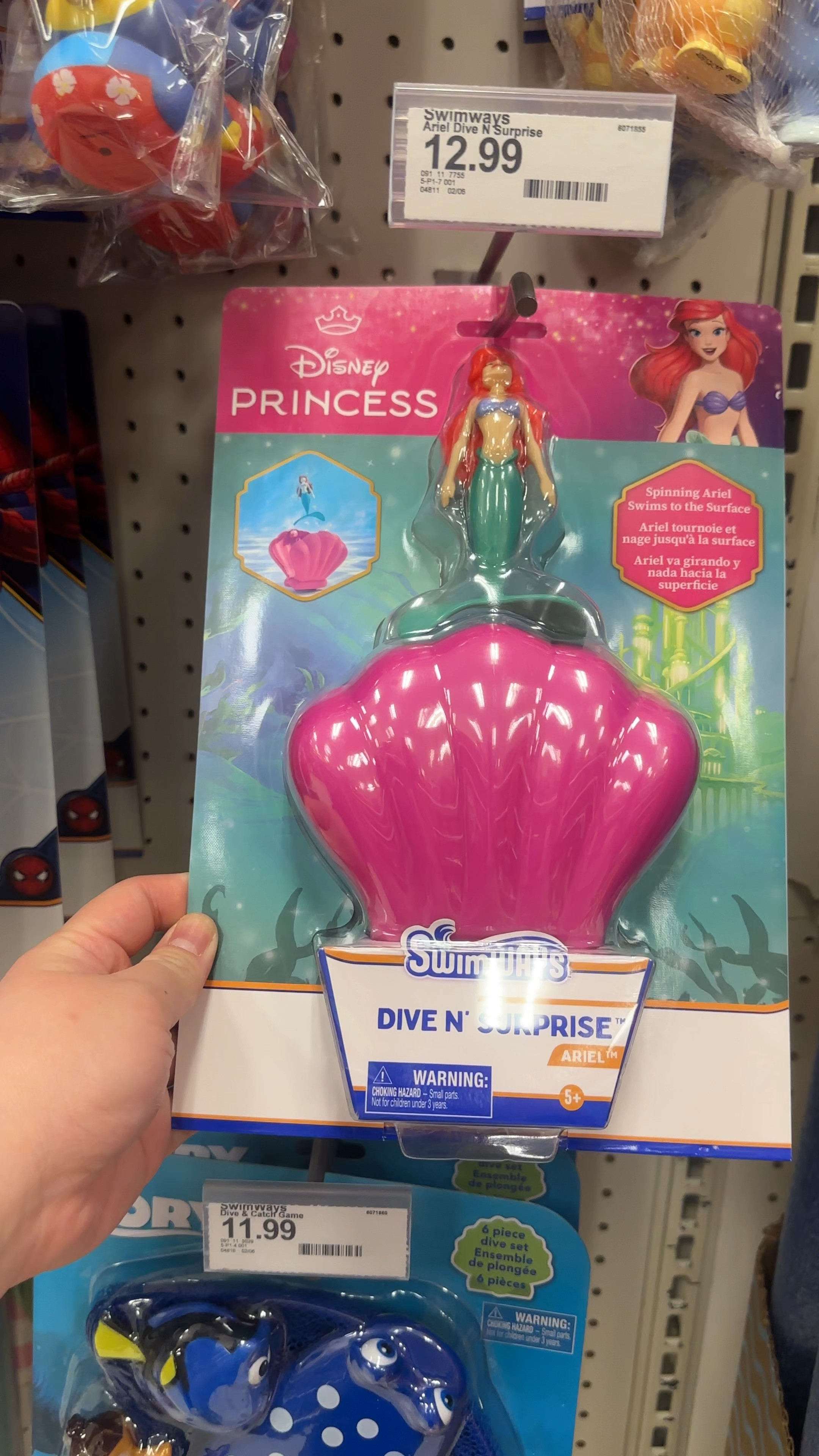 Little mermaid dive toy