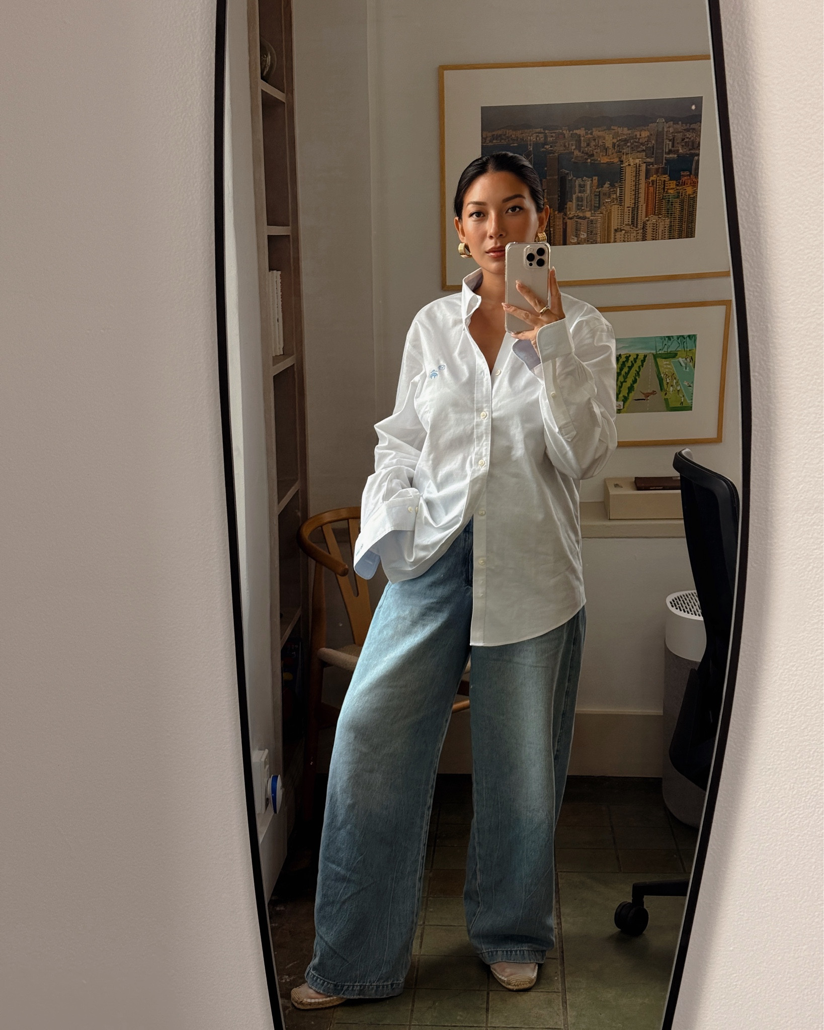 stole it from my man kind-of-vibe 

wearing men's Brooks Brothers shirt in medium. love the blue trim in the collar and cuffs! 

#LTKStyleTip