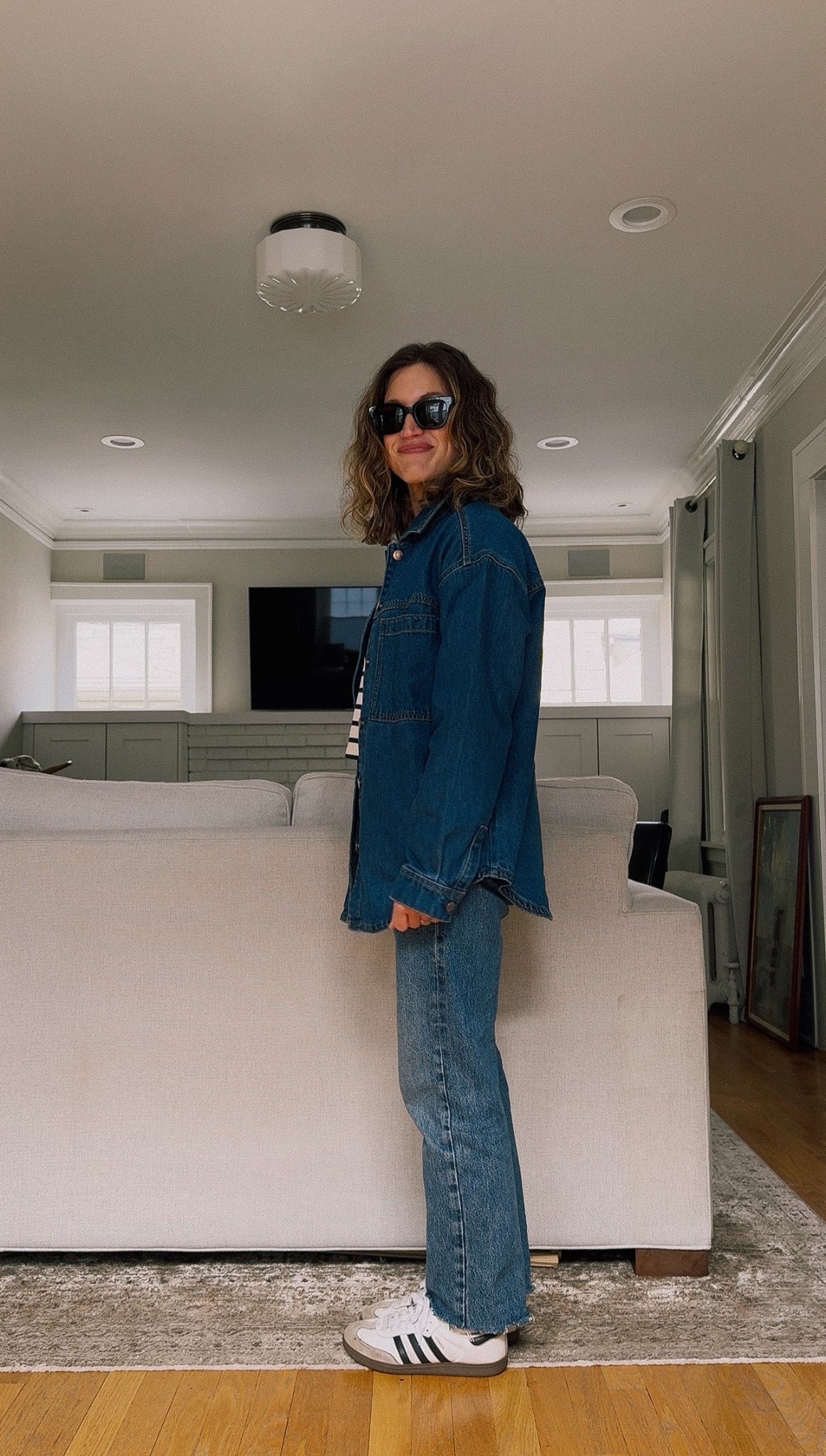 Look of the Day // 4.11

Sèzane tee, XS, TTS. Gap denim shirt jacket, XS, has an oversized fit. Agolde denim, 25, TTS. Adidas Sambas, TTS. Quince sunglasses  

#LTKPetite #LTKOver40 #LTKootd