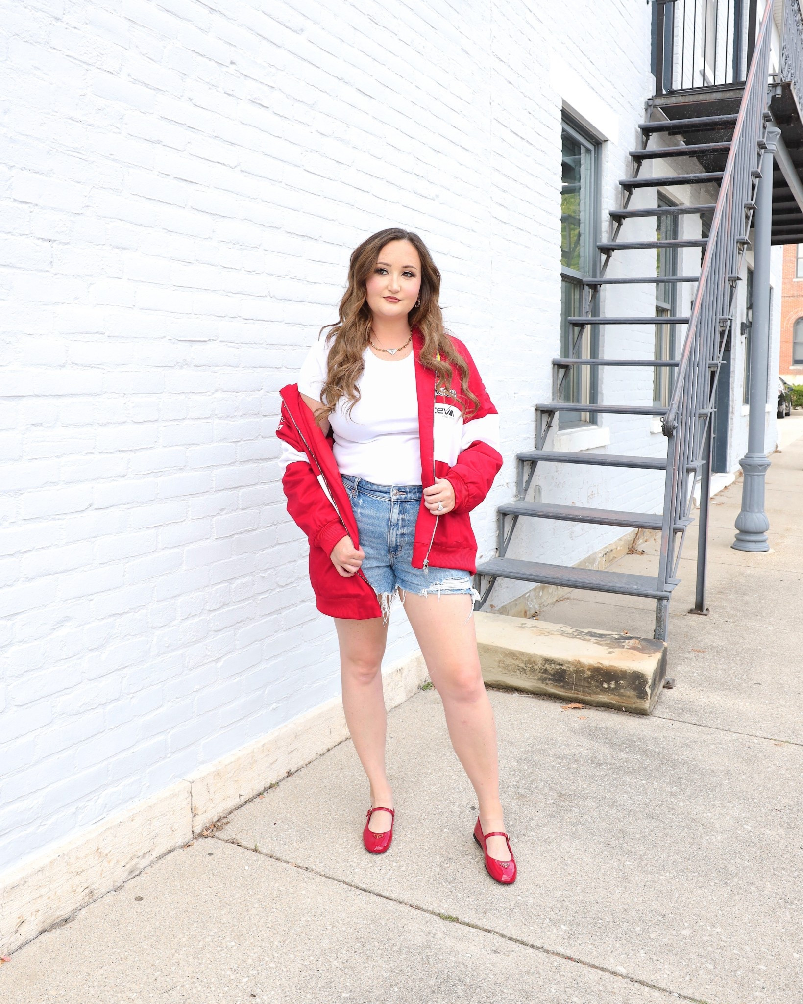 It’s race week! 🏎️ 🙌🏻 


#formula1 #formulaone #Ferrari #ferrarijacket #racegear #fanatics #prada #pradaflats #pradaballerinas  

#LTKShoeCrush #LTKSeasonal #LTKStyleTip