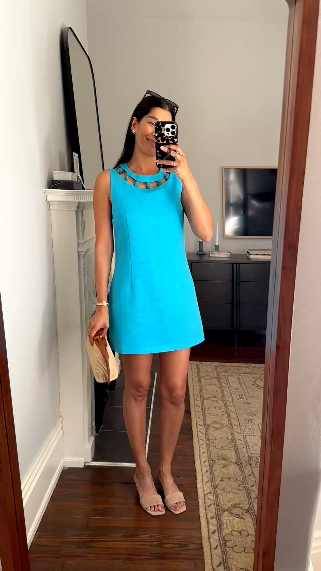 Let’s talk @tuckernuck new arrivals because they are too good! I immediately gravitated to this bright blue dress when I saw it online. They have become my go-to for dresses and their in-house label does no wrong. 

Dress - TTS, small
Tee - Oversized, small
Skirt - TTS, 4

#TuckernuckPartner