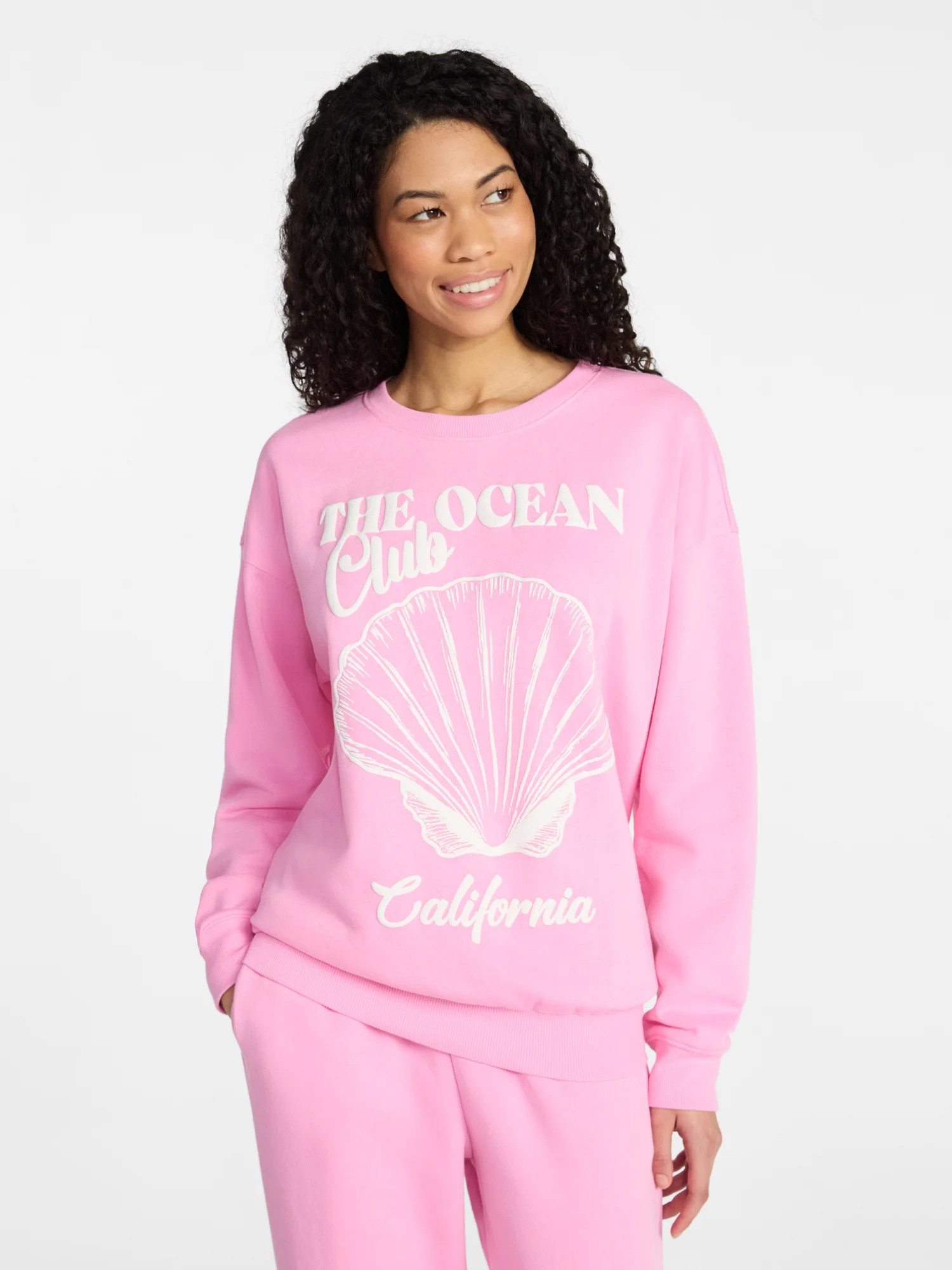 No Boundaries Graphic Crewneck Sweatshirt, Women's and Women's Plus | Walmart (US)