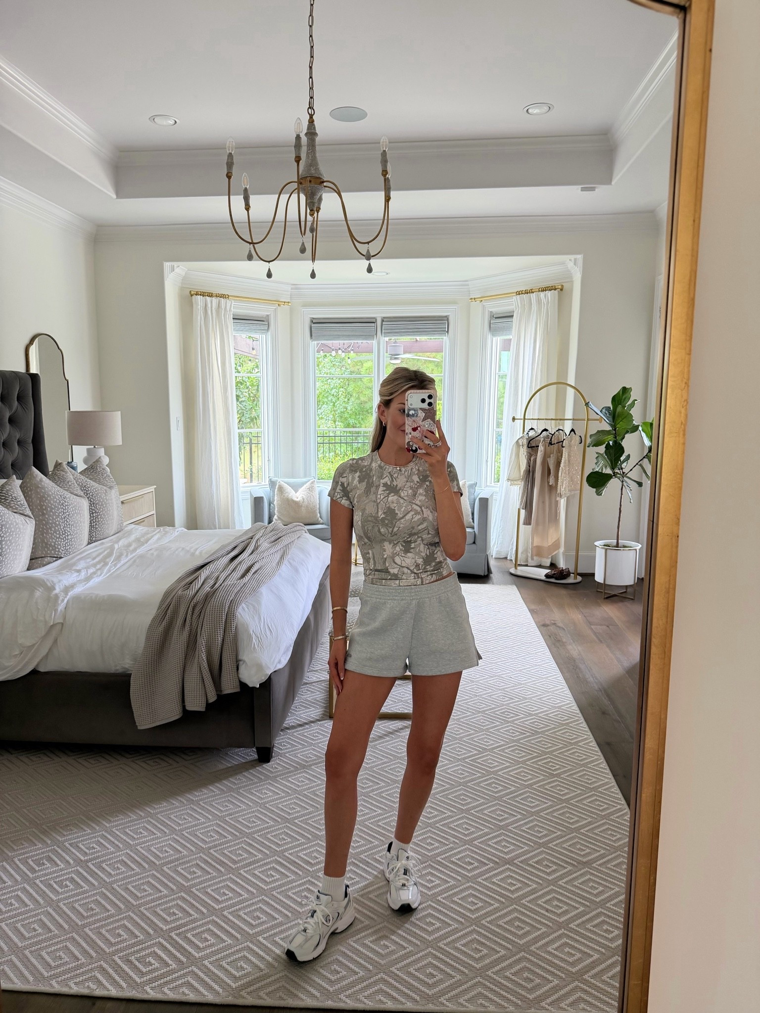 my comfy mom fit of the day (size XS in tshirt & small in shorts) 

electric picks code: JESS20 

aritzia, loungewear, mom outfit, school pick up outfit, camo, lounge shorts, athleisure, tennis shoes, new balance

#LTKdayinmylife #LTKootd #LTKmomlife