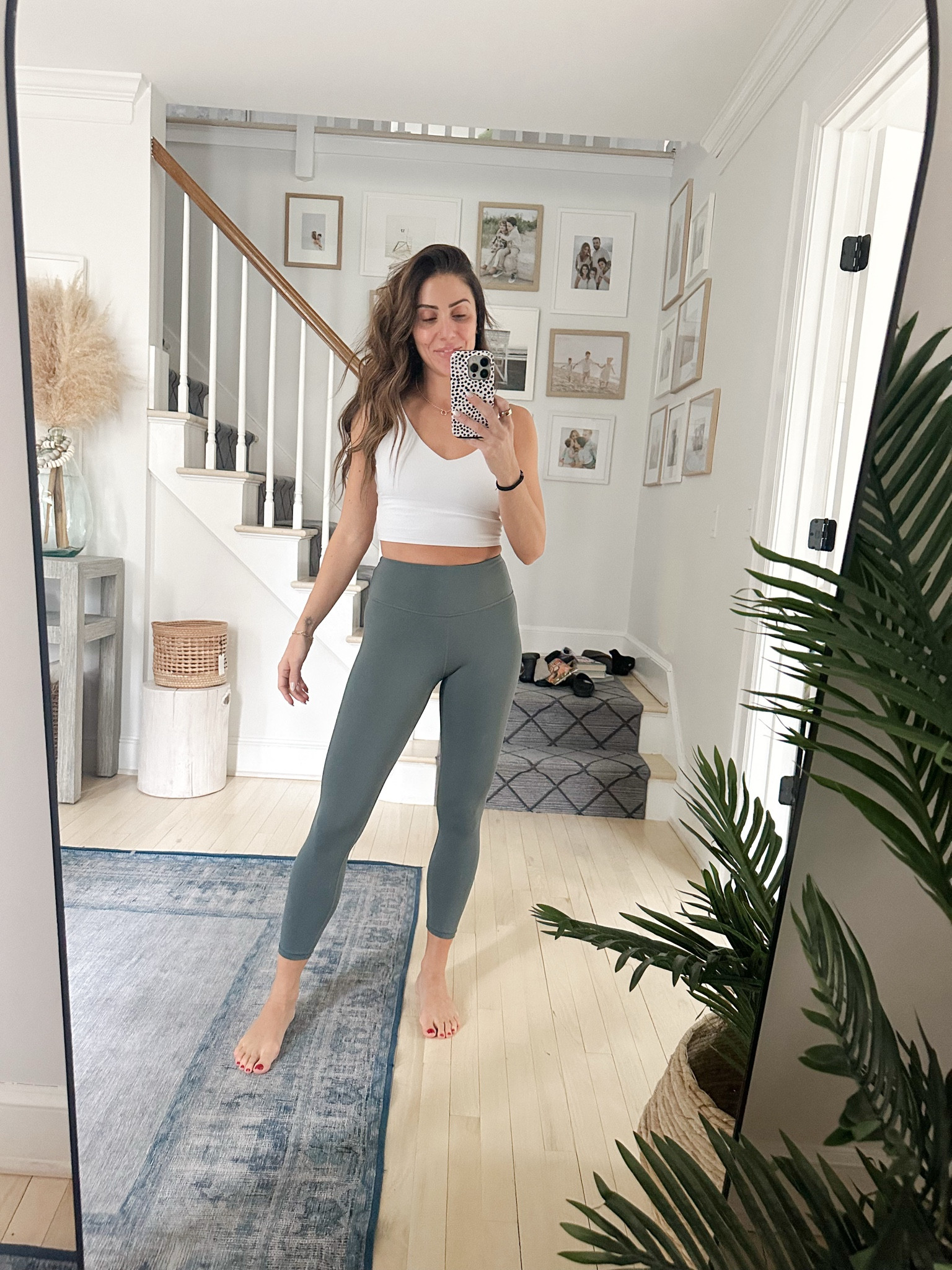 These Elation Train ⅞ are the BEST! I’ve been talking about this brand for YEARS so you guys know I mean it. Now through 1/21 get up to 70% Off + Extra 30% Off sale @athleta #athletapartner #powerofshe