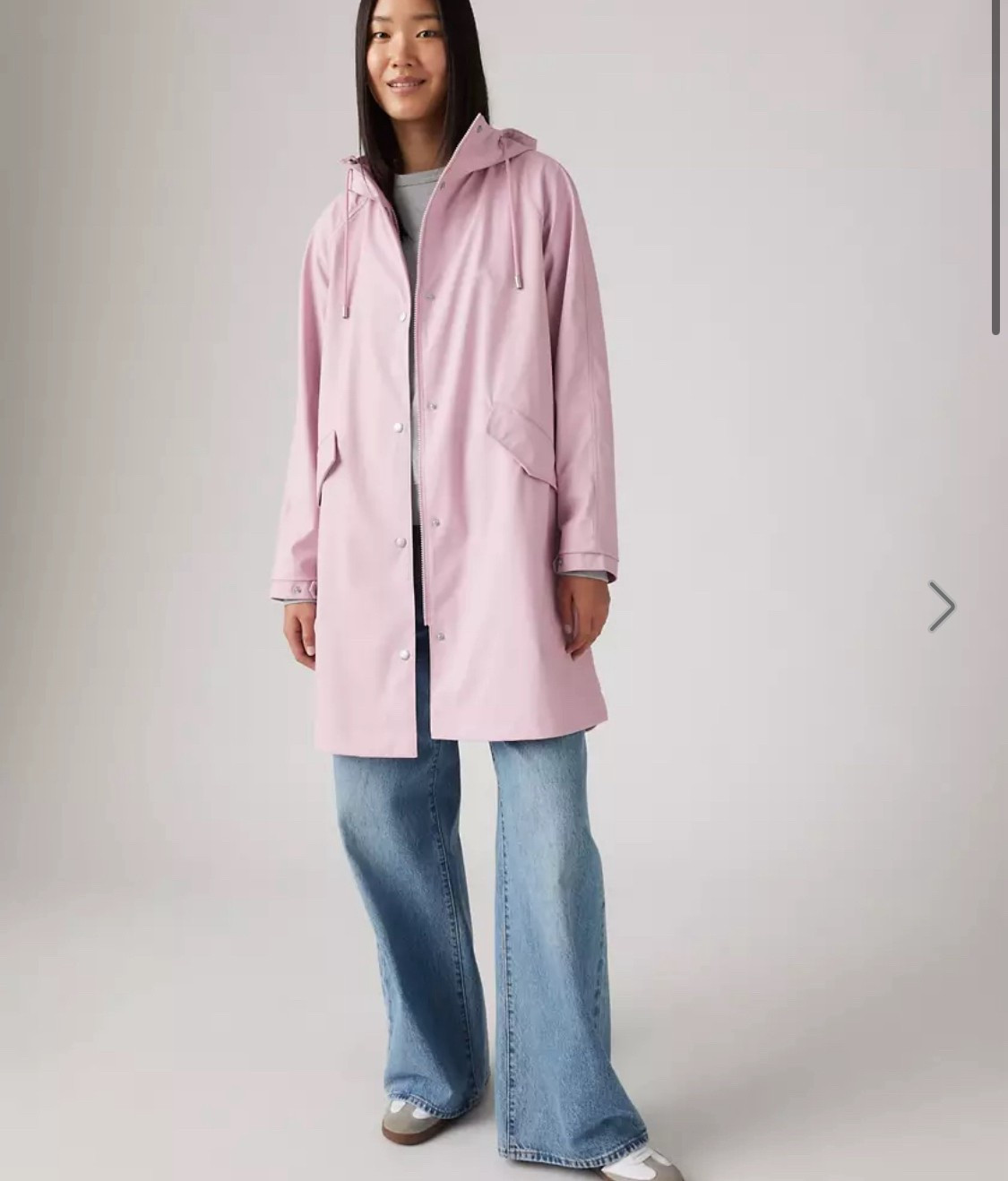 It’s been a super rainy May here in Pa. It’s time to update my rain jacket. I been keeping my eye on this and figured I should just get it and it’s now on sale!!

#LTKSaleAlert