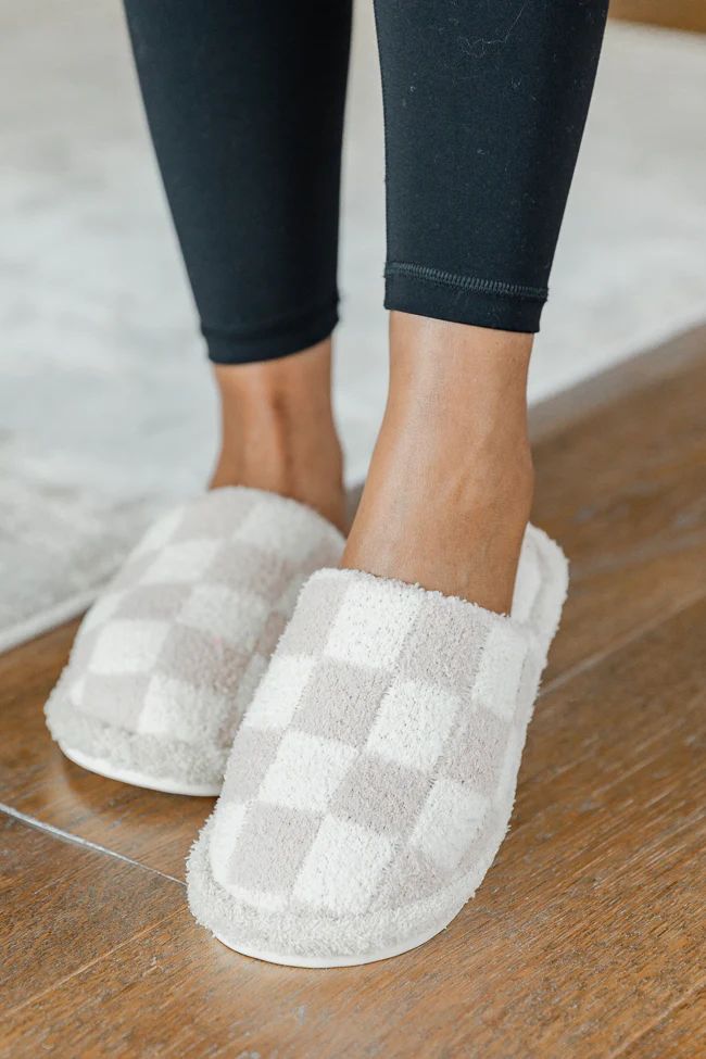 Neutral Checkered Slippers DOORBUSTER | Pink Lily