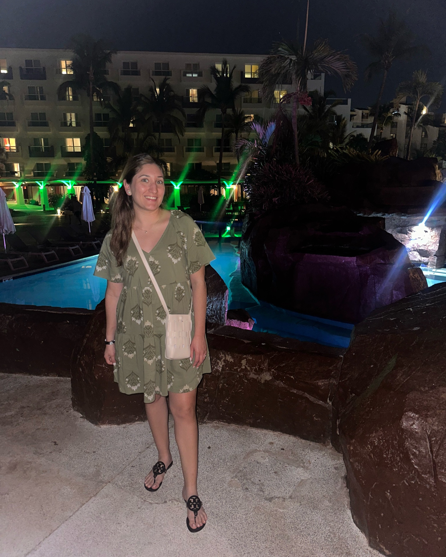 Cutest summer bag! Perfect crossbody for the beach or pool. Comes in a few different colors  

#LTKSeasonal #LTKTravel #LTKFindsUnder50