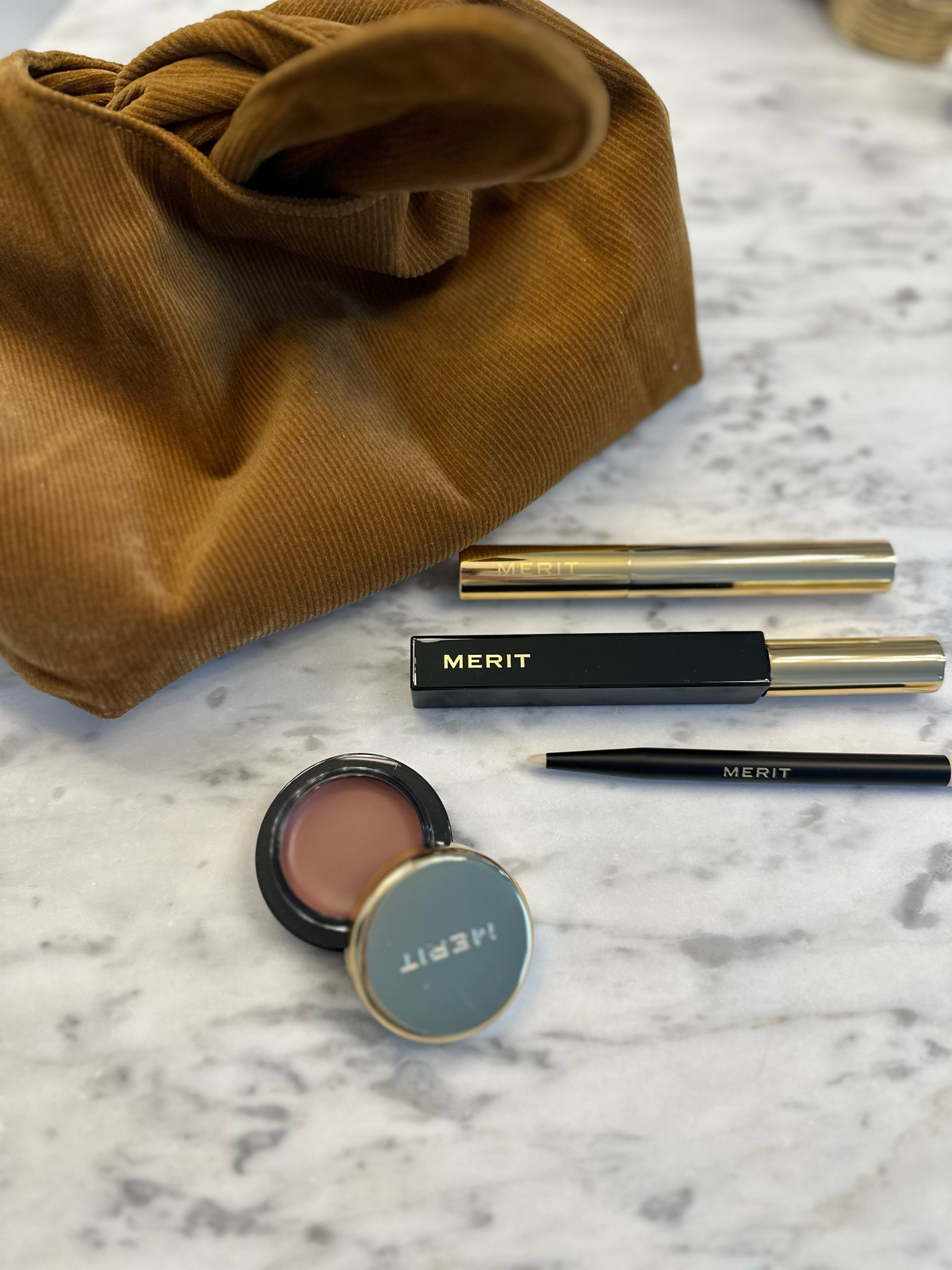 The eye kit from merit. So easy for five minute make up 

#LTKbeauty