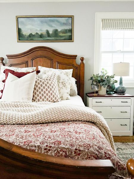 Beautiful Kantha Quilt

Bed, quilt, lamp, pillows 

#LTKFind #LTKSale #LTKhome