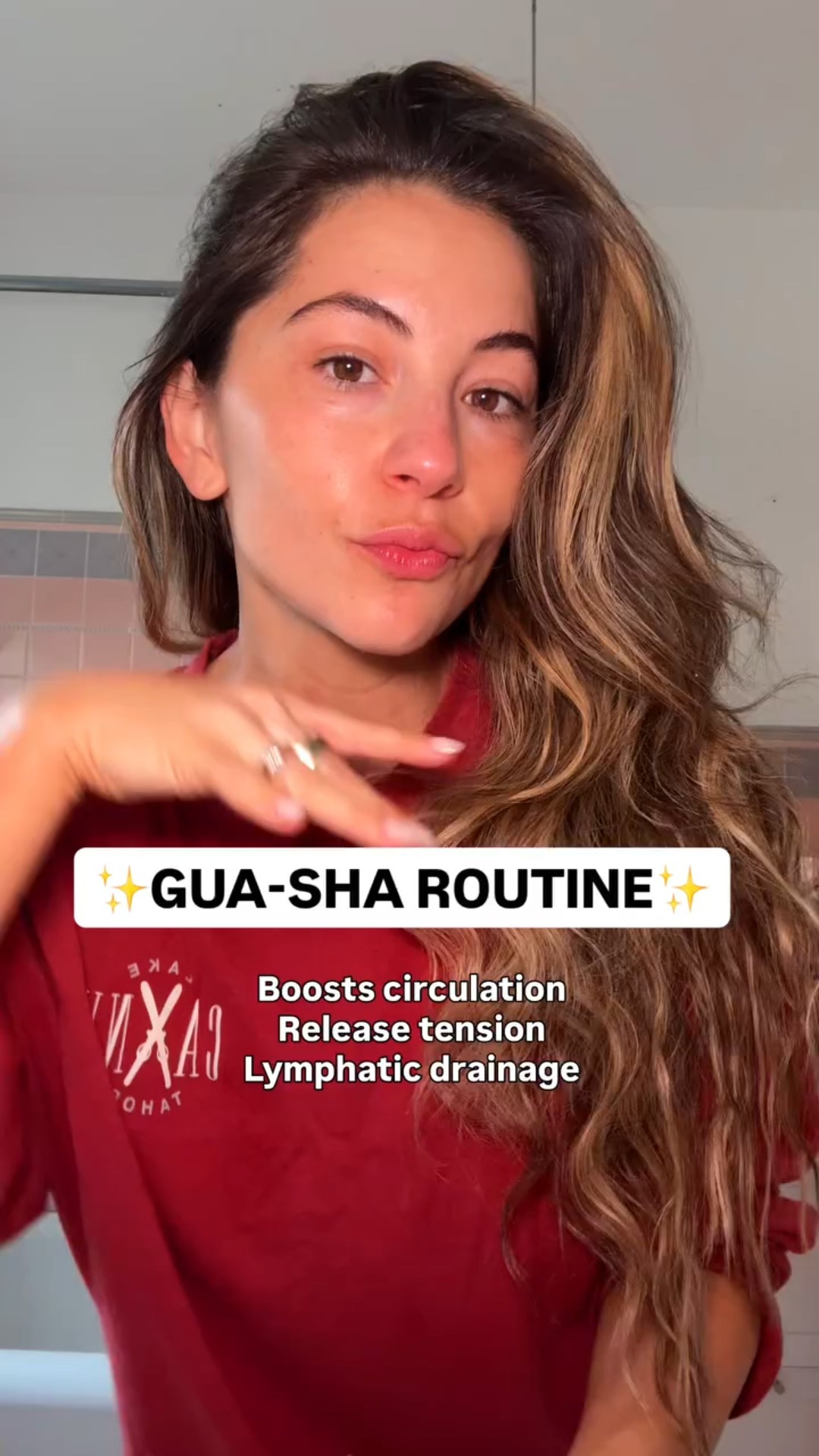 my hands only gua-sha routine🥹🥹🥹

as a pilates instructor who wake up EARLYYY with about 36 gua sha tools lol, I firmly believe our hands are the most effective.

10-15 reps each exercise 
Be gentle on the face💘💘
comment “ROUTINE” for my favorite gua-sha oil and skin care faves✨✨

Save it, save your money, loveeeee you!

any questions, drop them below👀

xo,
Corr
.
.
.
#guasha #sober #fitnessinstructor