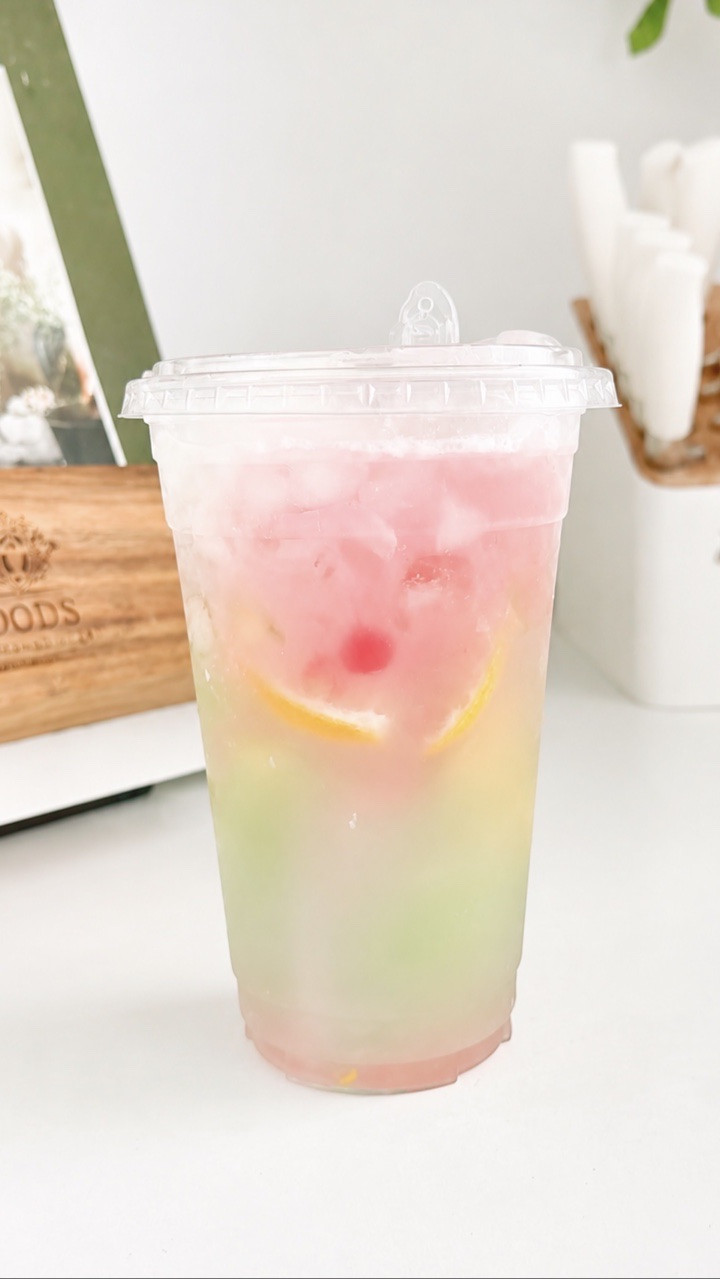 Rainbow Boba Bomb 🌈🧋

A layered burst of fruity flavors that hits every color of the rainbow in one sip.

Made with:
🍋 Lemonade
🥭 Mango juice
🍓 Lemon strawberry boba
💙 Blue raspberry
🍒 Cranberry mango juice
🍍 Pineapple punch
🍦 Finished with whipped cream + vanilla foam drizzle

Sweet, tangy, tropical, and creamy—like drinking a rainbow dessert.

#rainbowdrink #bobabomb #bobatea #rainbowboba #aestheticdrinks

#LTKootd #LTKdayinmylife
