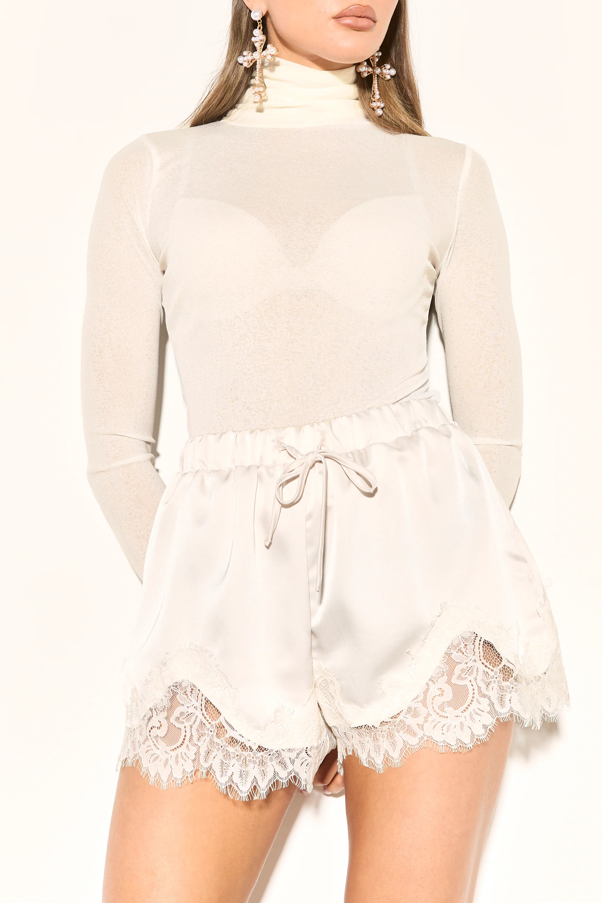LEOLA Cream Lace Shorts | Noughts and Kisses