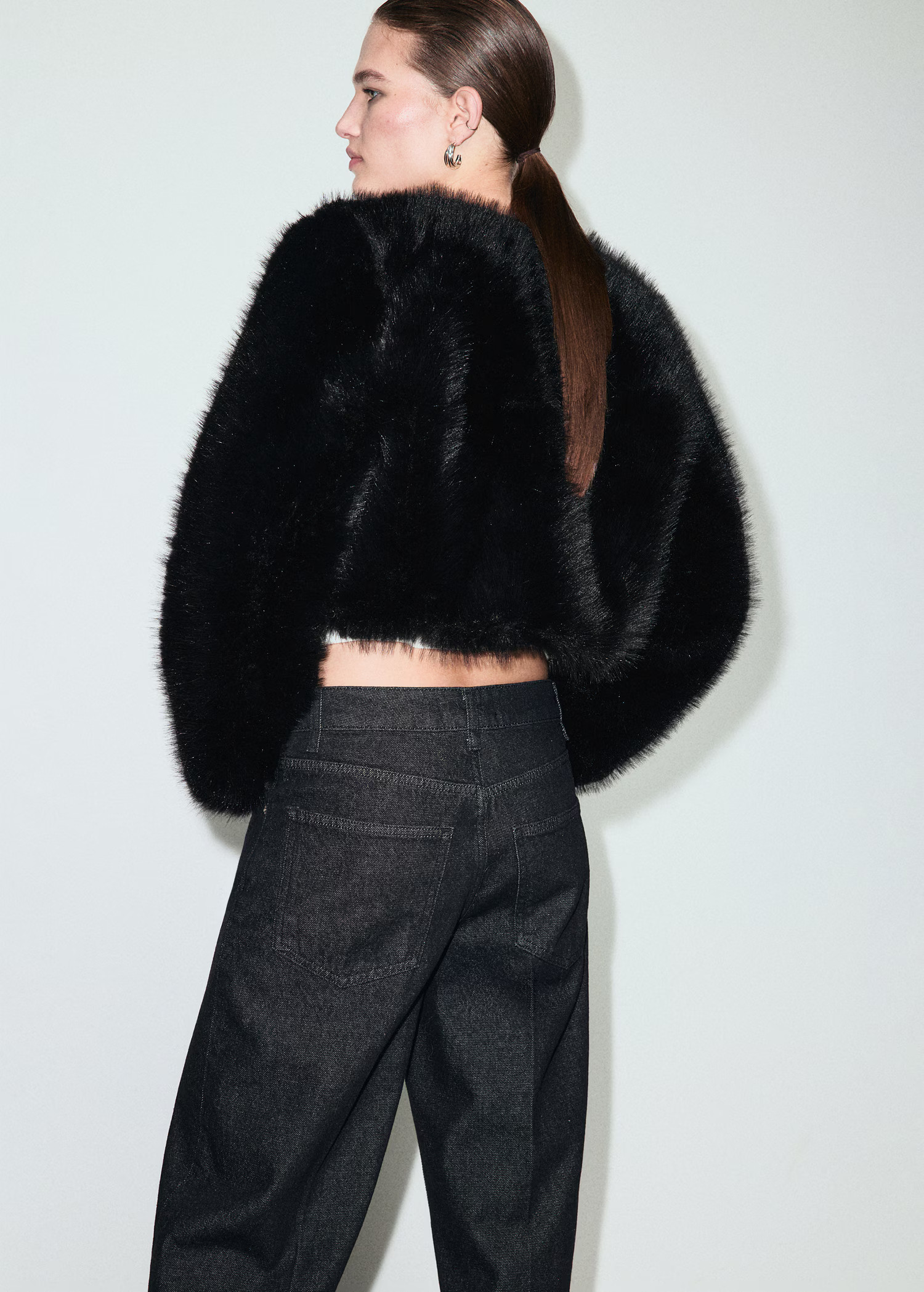 Faux-fur cropped jacket - Women | MANGO United Kingdom | MANGO (UK)