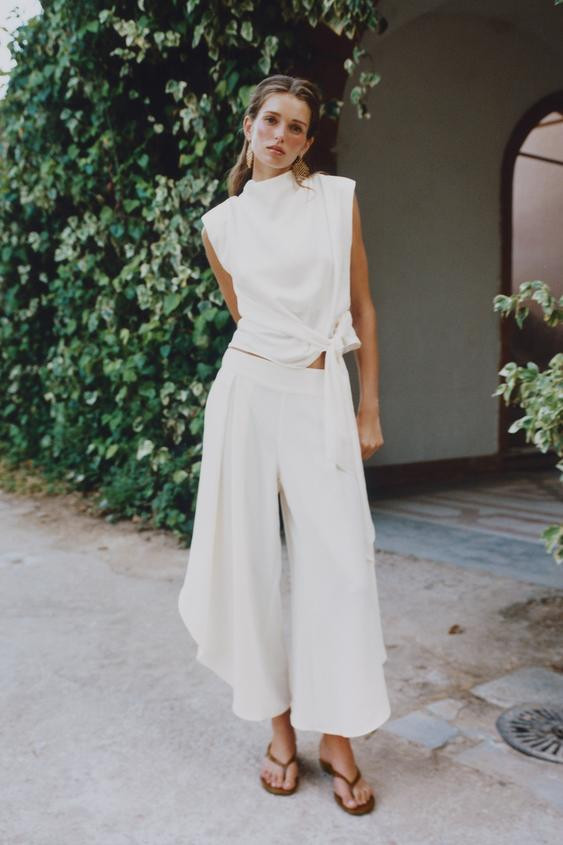 SATIN TOP WITH SHOULDER PADS AND KNOT | Zara UK