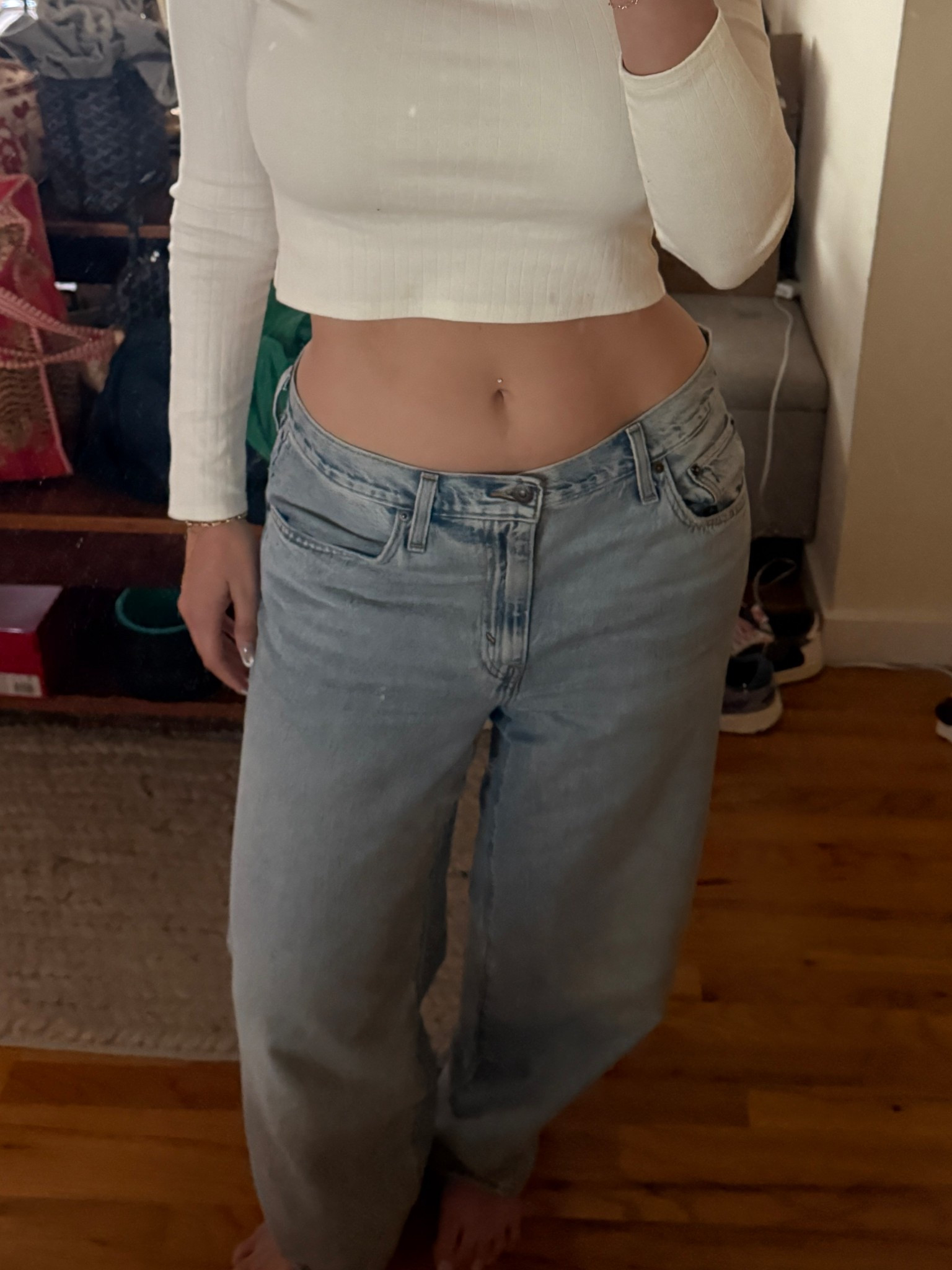 Baggy jeans 

#LTKMidsize #LTKStyleTip #LTKSeasonal