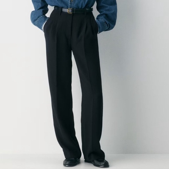 Aritzia The Effortless Trouser Pant | Poshmark