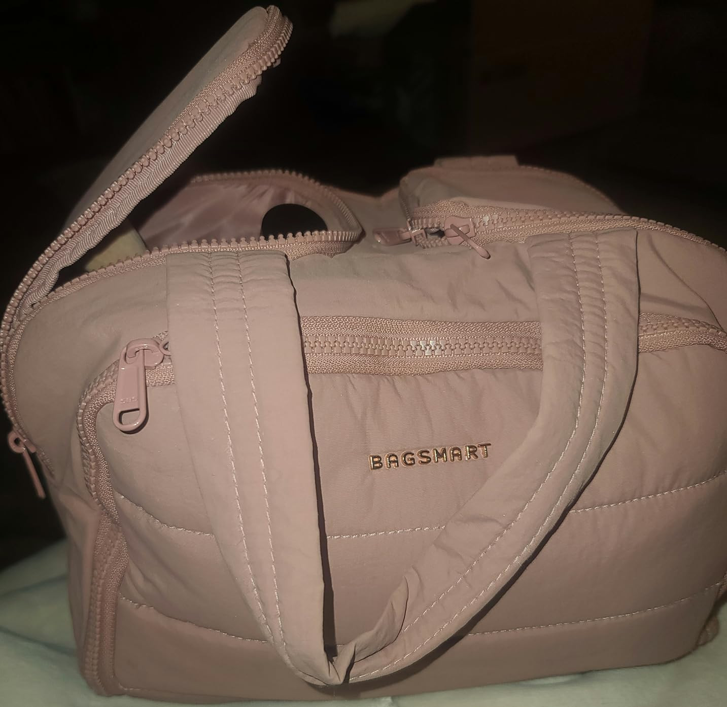 Amazon.com: BAGSMART Travel Toiletry Bag, Crush Toiletry Bag for Women, Wide-open Puffy Toiletry ... | Amazon (US)