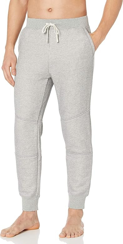 UGG Men's Reynold Jogger, Grey Heather, X-Large at Amazon Men’s Clothing store | Amazon (US)