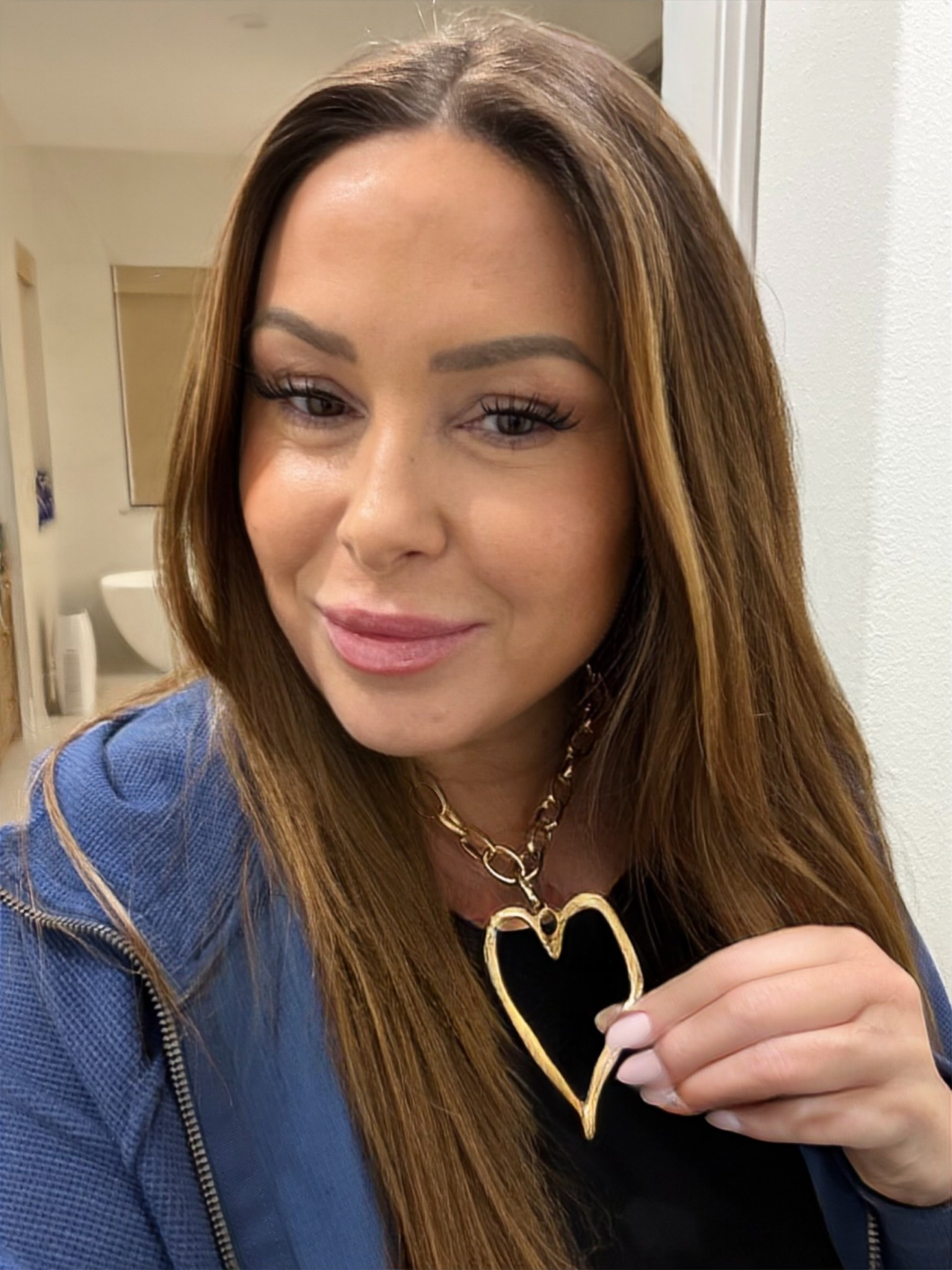 Love this chunky heart necklace from Amazon/tik tok shop 

#LTKFindsUnder100 #LTKSaleAlert #LTKGiftGuide
