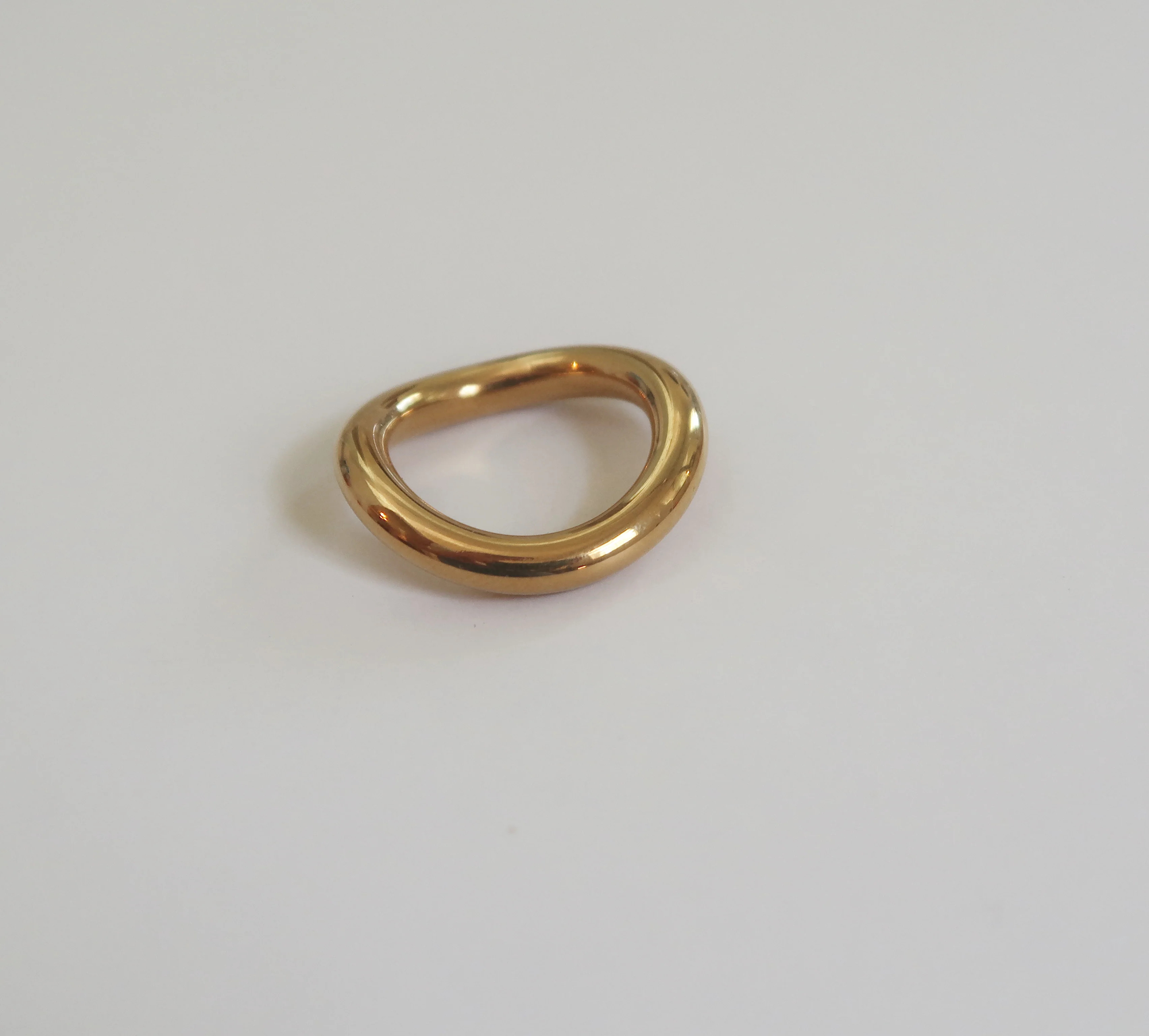 Dome Curved Ring | Joiana Jewelry