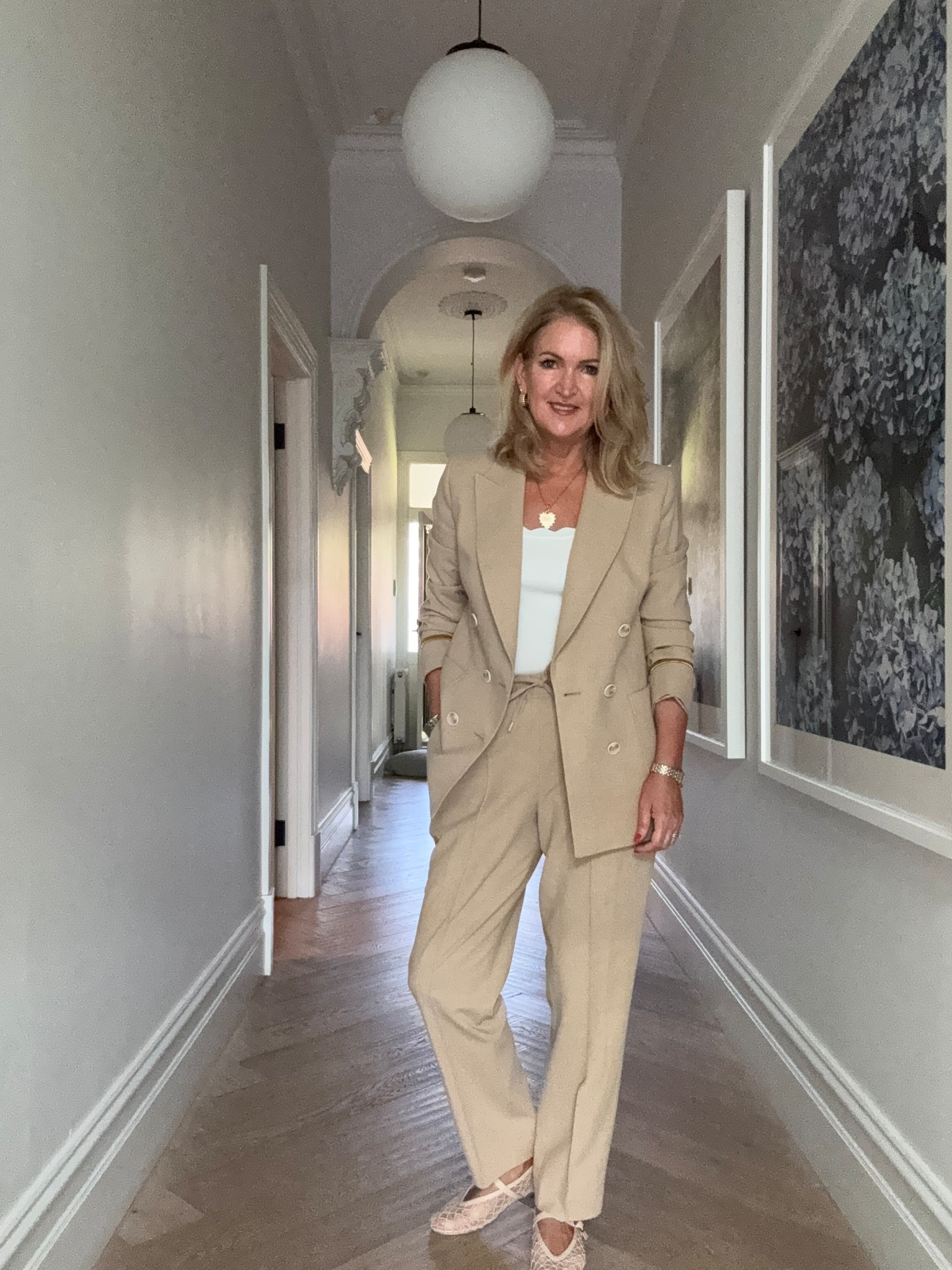 This suit is the ultimate chameleon. Dress up or down. Love it! 