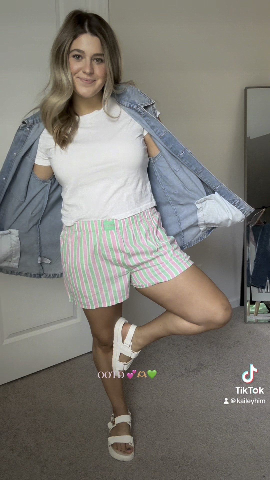 Outfit of the day 💚💕 

#LTKstyletip #LTKfindsunder100 #LTKxTarget