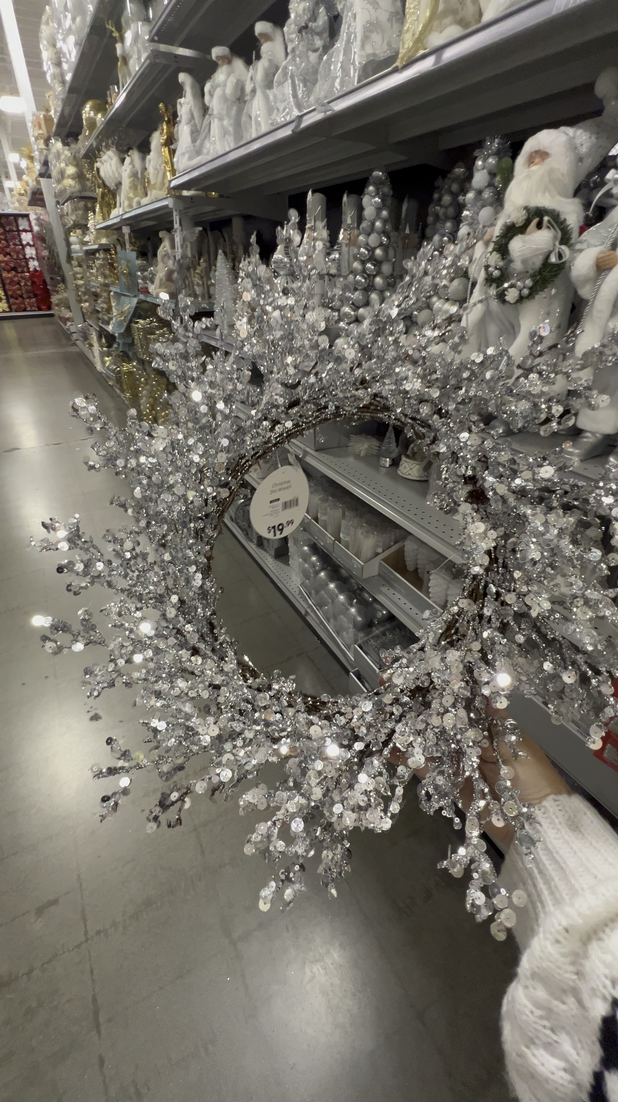 Love this wreath! ♥️

#LTKHoliday #LTKSeasonal #LTKHome