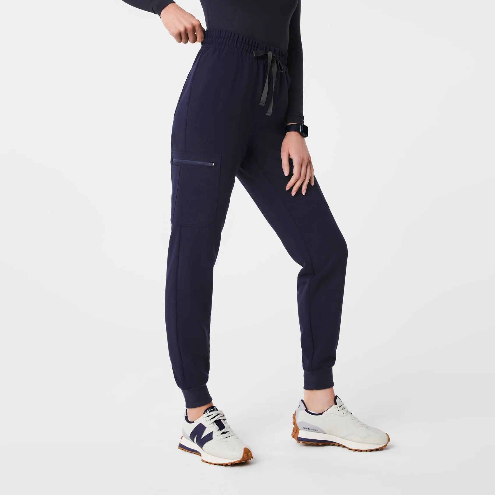 Women’s High Waisted Uman Relaxed Jogger Scrub Pants - Navy · FIGS | FIGS