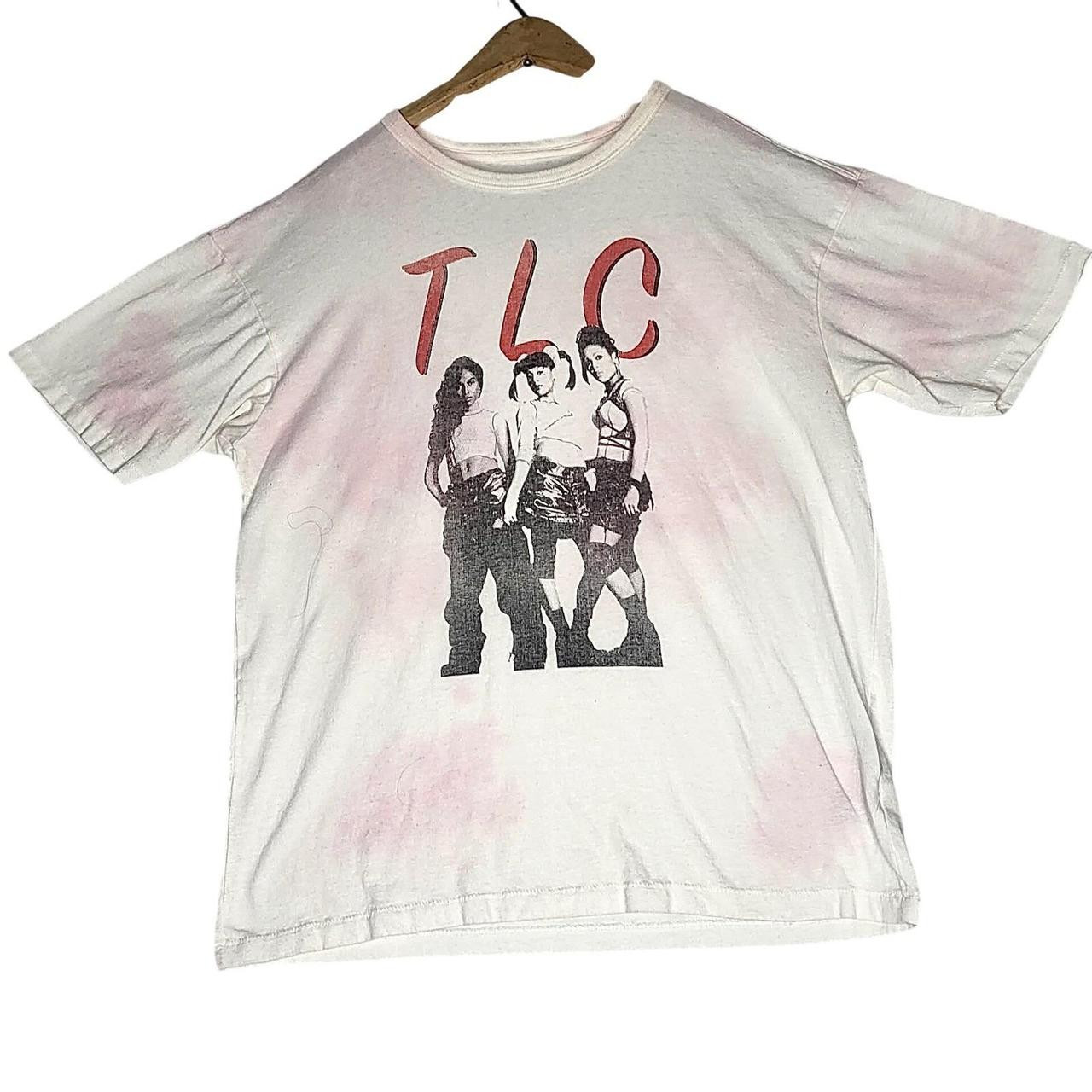 Old Navy Women's T-shirt - White/Pink - XS | Depop US
