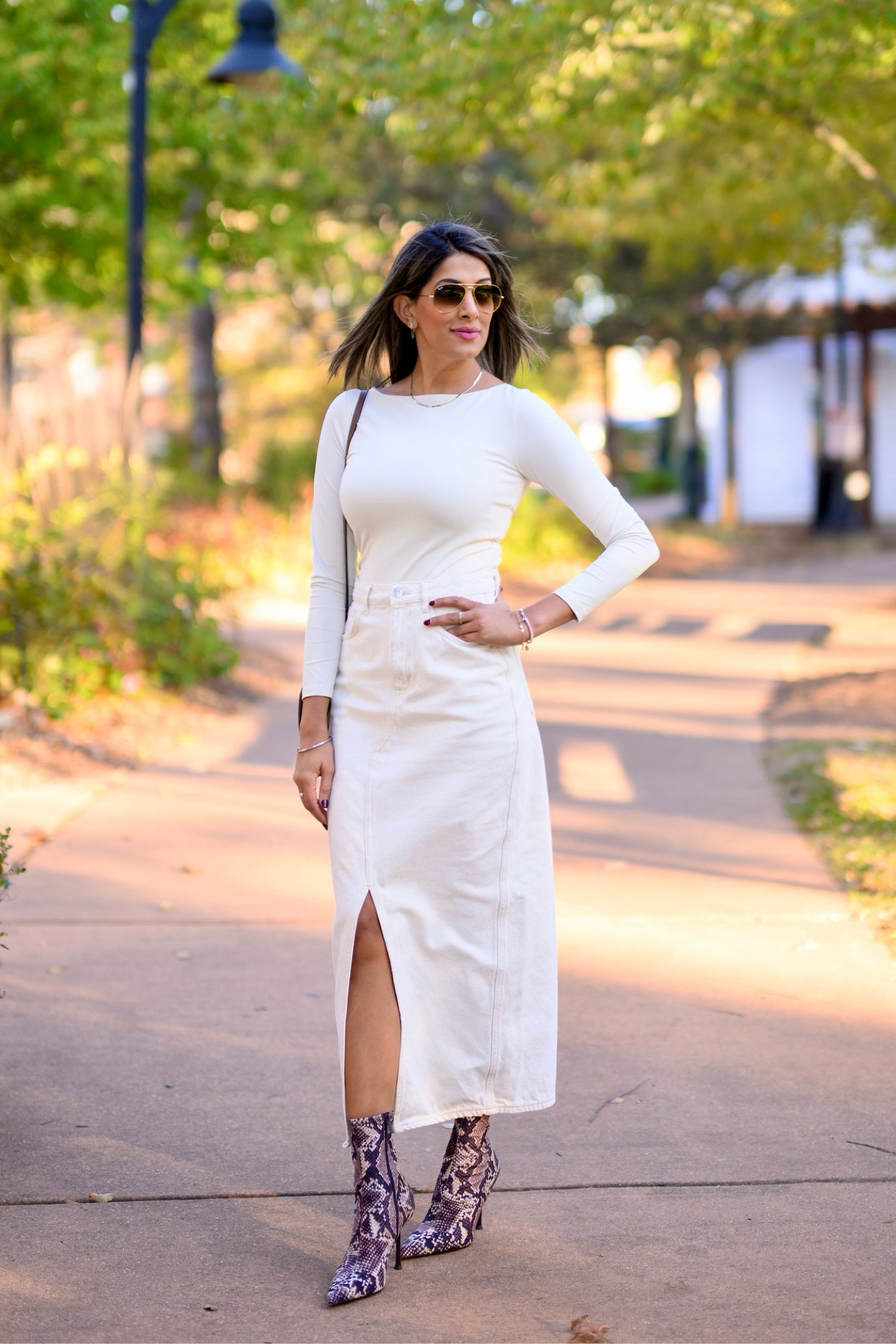 All white denim look❄️

#LTKShoeCrush #LTKCyberWeek #LTKSeasonal