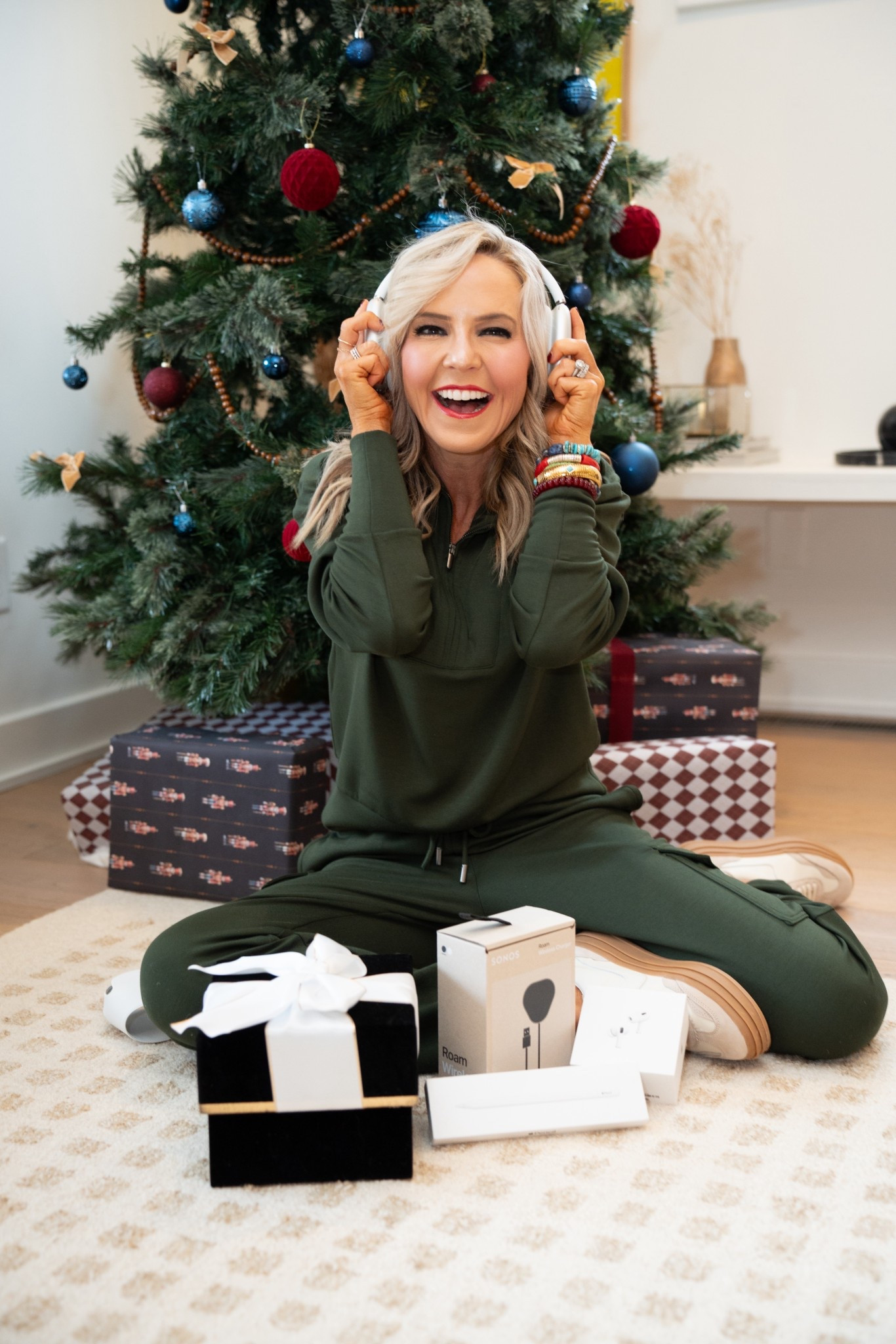 my AirPod max now on major sale$ Great gift for traveler or fitness lover • reg $549 today $429 || 

#LTKHoliday #LTKSaleAlert #LTKGiftGuide