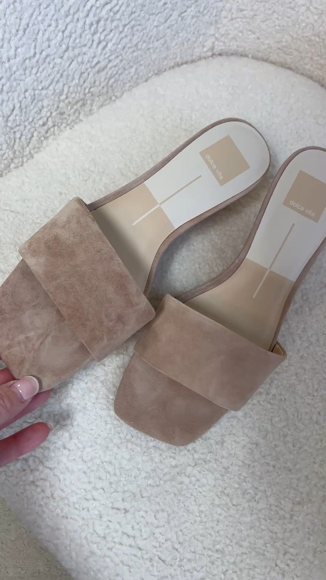 ✨Tap the bell, save and ❤️ for over 40 fashion, midlife style, midsize fashion and luxury looks for less. 

These just work with everything. If you want a higher end edge at a good price point for the value, these are it.

👑"Helping you look good, feel good!" - Lindsey Denver

midlife fashion, over 40 style, Gen X style, quiet luxury, elevated basics, outfit physics, belly friendly fashion, mid rise jeans, wide leg jeans, structured denim jacket, linen pants, matching sets, polished casual outfits, modern classic style, flattering basics, comfortable chic, minimal luxury, easy summer outfits, midsize fashion, structure over squeeze, denim shirts, easy elegant outfits

#LTKOver40 #LTKMidsize #LTKPlusSize