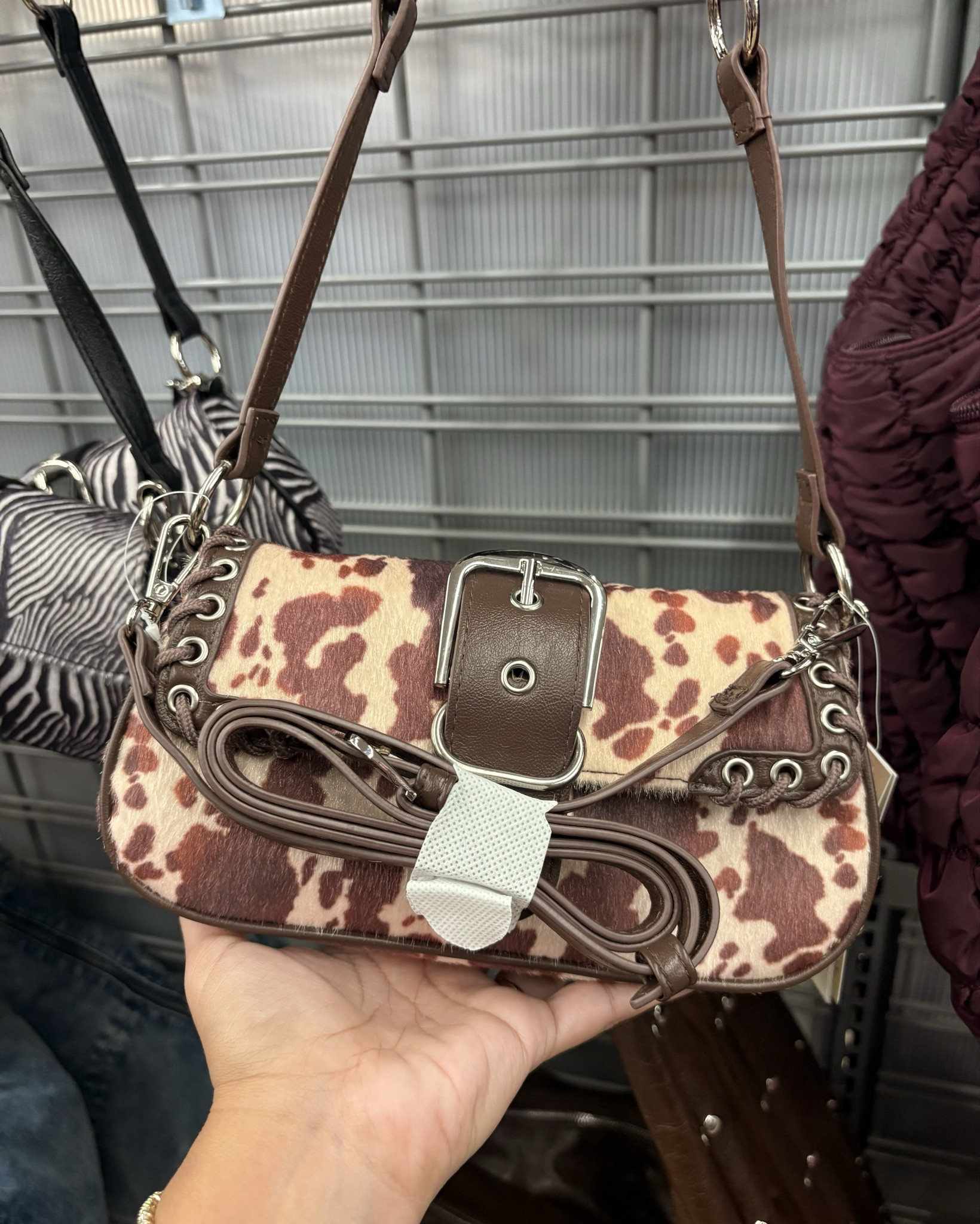 #noboundaries #walmart #walmartstyle #walmartfinds #bag #purse #wallet #bagcharm 

#LTKStyleTip #LTKFindsUnder50 #LTKItBag