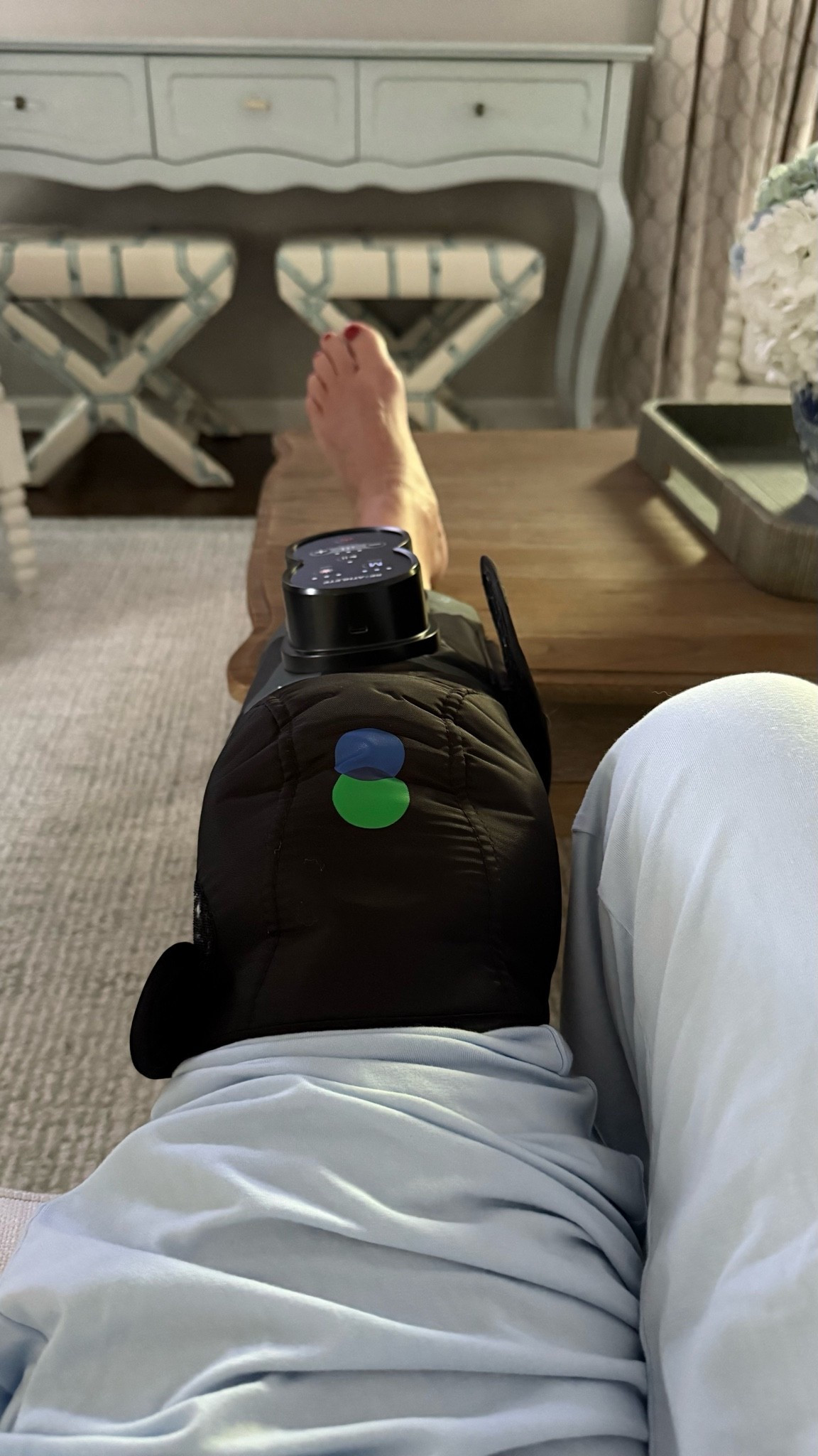 This knee massager is so good! Love the heat feature and how you can adjust the compression

#LTKselfcare