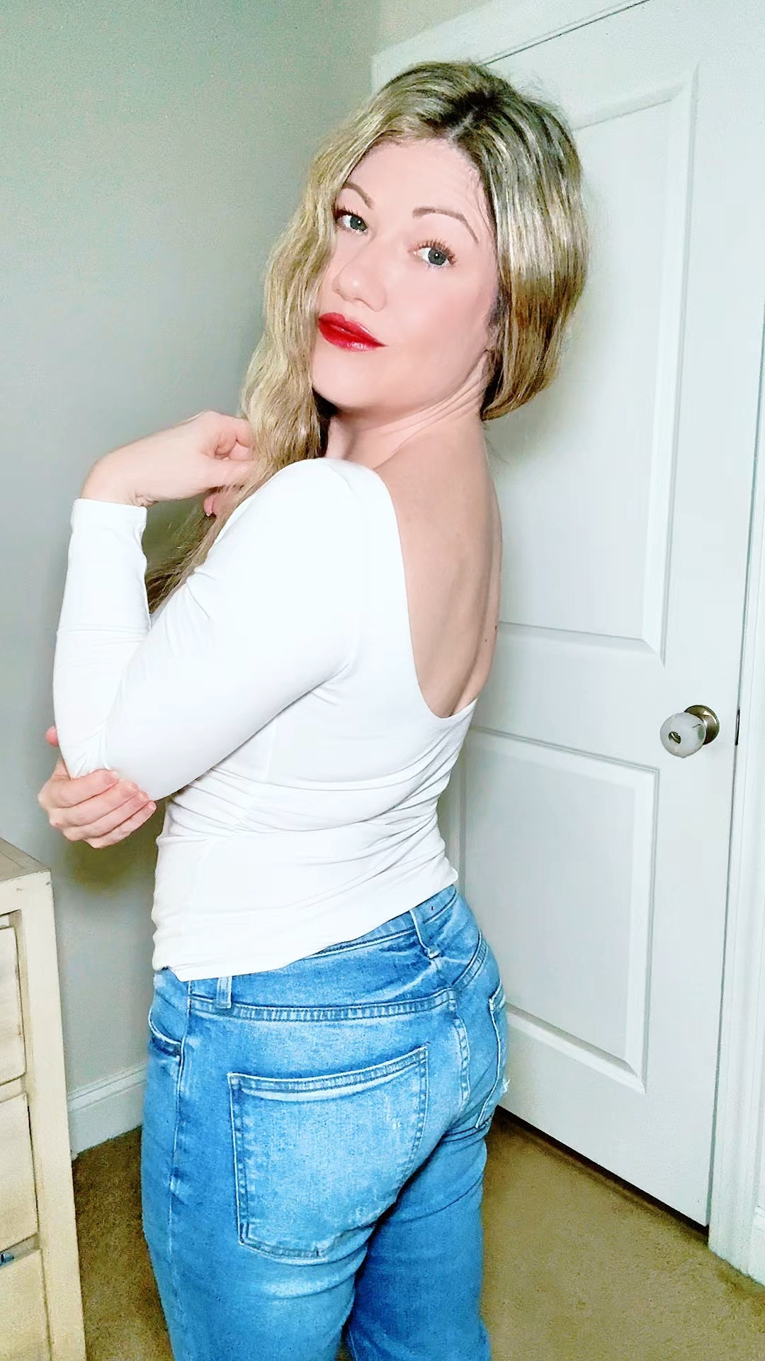 The boat neckline + structured Eco-Mousse fabric on this top make it look so elevated, and the built-in support means no extra layers. Such an easy everyday piece.

#LTKgrwm #LTKOver40 #LTKootd