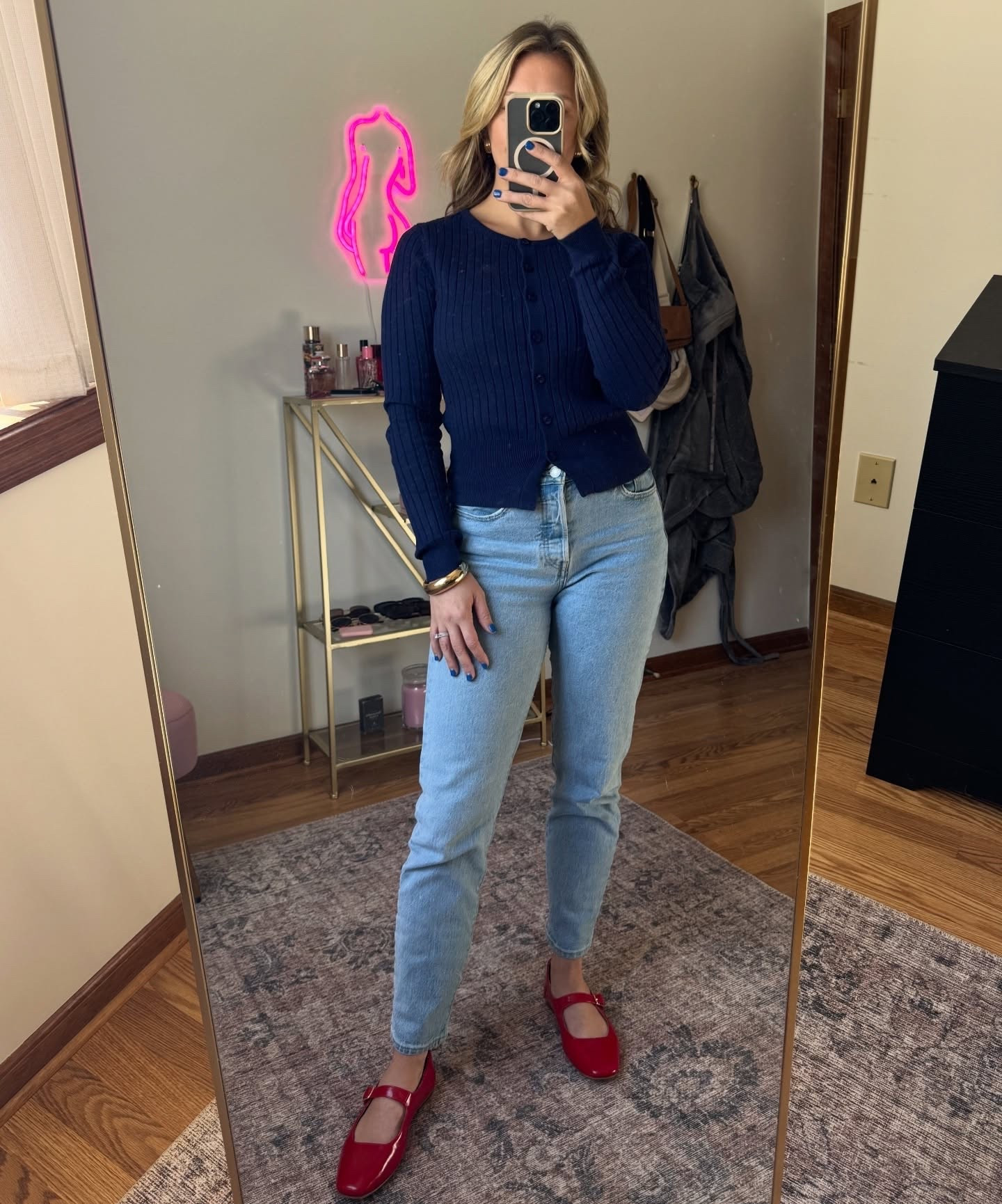 Some may call this boring, I call it timeless 👠

#ltk #ootd #officewear #workwear #corporategirlies #businesscasualattire #capsulewardrobe #timeless #basics #levjs #balletflats #redshoes #whattowear #styletips #styleinspo #smallcontentcreatorsupport #amazonfinds #cuteclothes #affordableclothing #lulus #sweaters #cardigan

#LTKootd #LTKWorkwear #LTKFindsUnder100