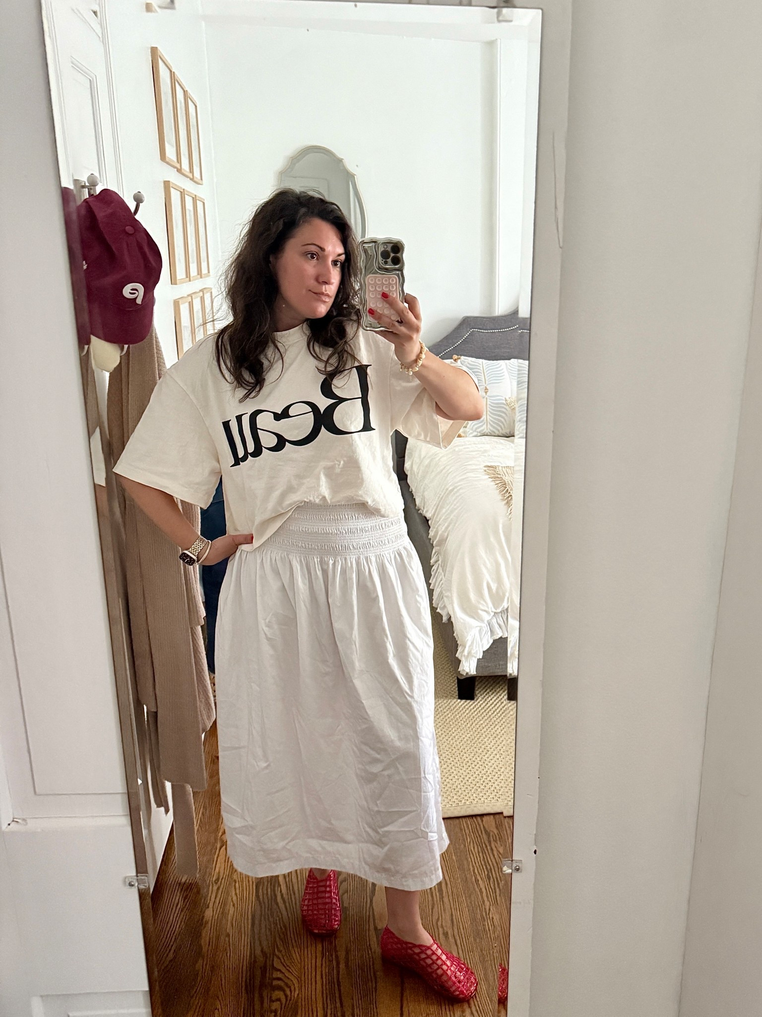 All white outfit with a pop of red ❤️💋❣️

#LTKShoeCrush #LTKMidsize #LTKSeasonal