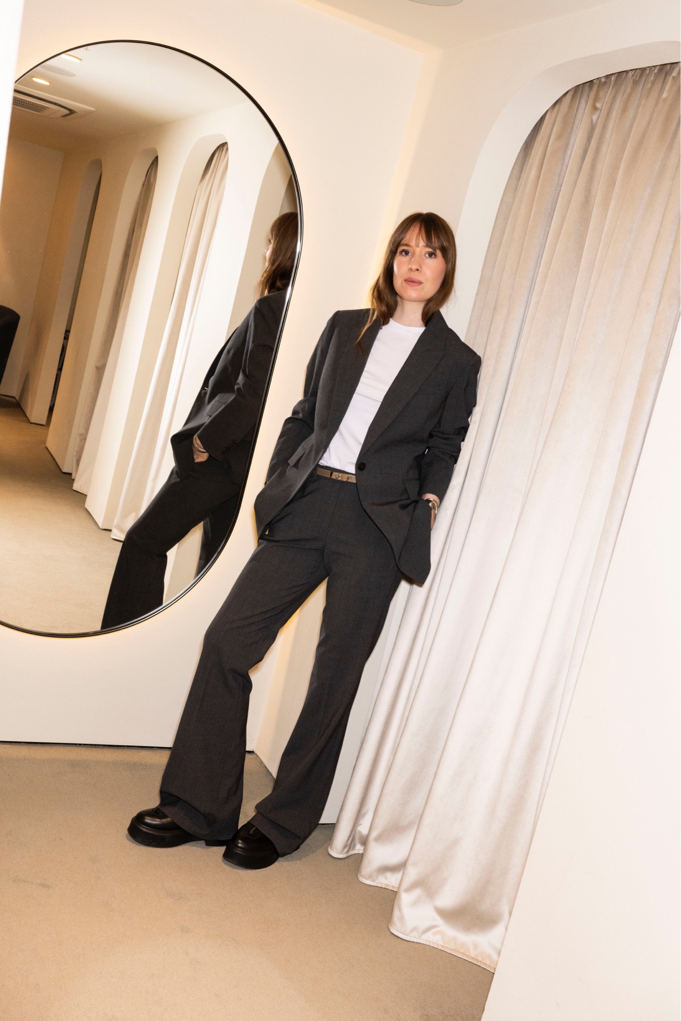 A really good suit 

Blazer: wearing size 10 for an more oversized fit 
Trousers: size 2 

#LTKworkwear #LTKstyletip #LTKsalealert